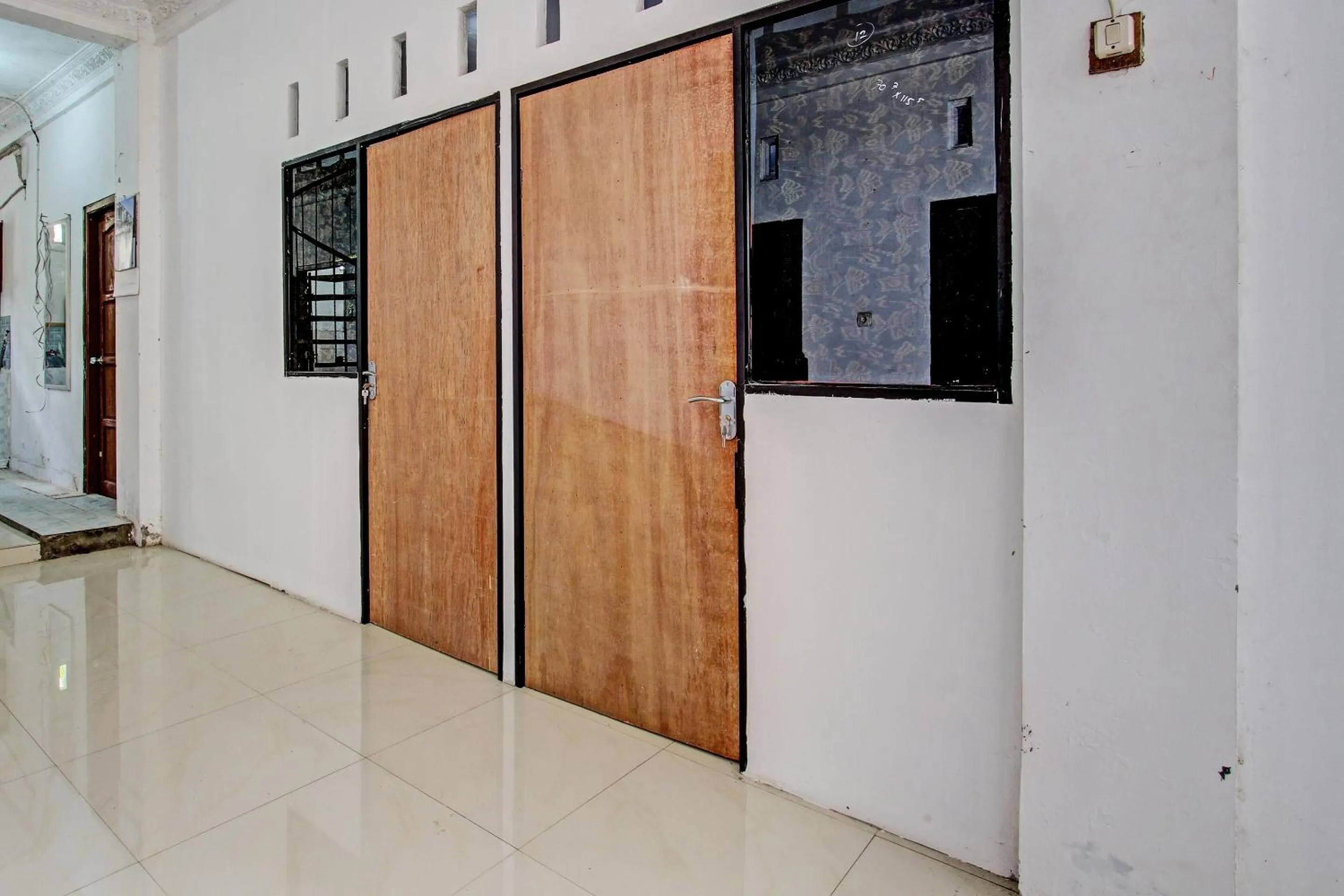 Lobby or reception in Hotel O Adinda Kost