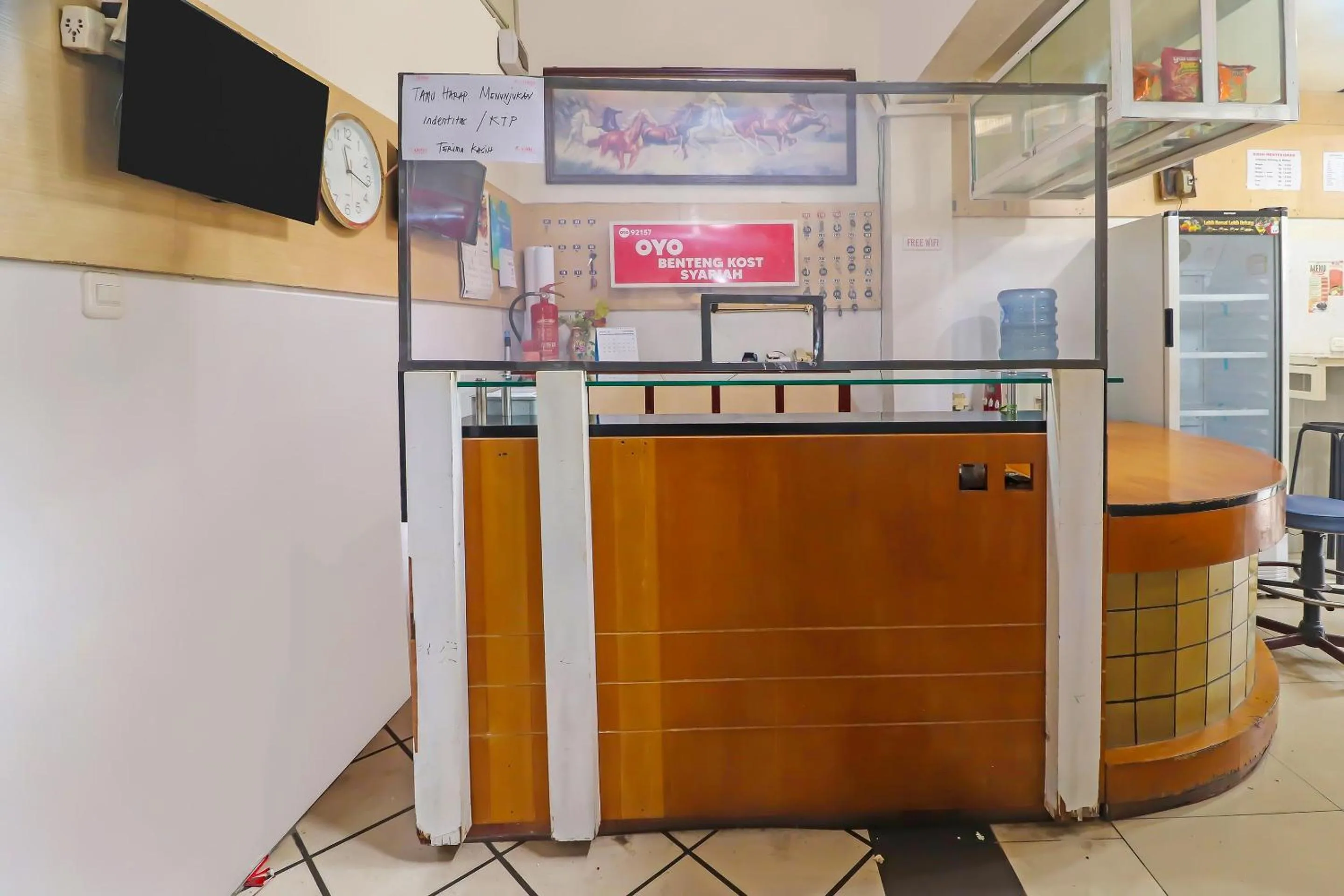 Lobby or reception in Hotel O Benteng Kost