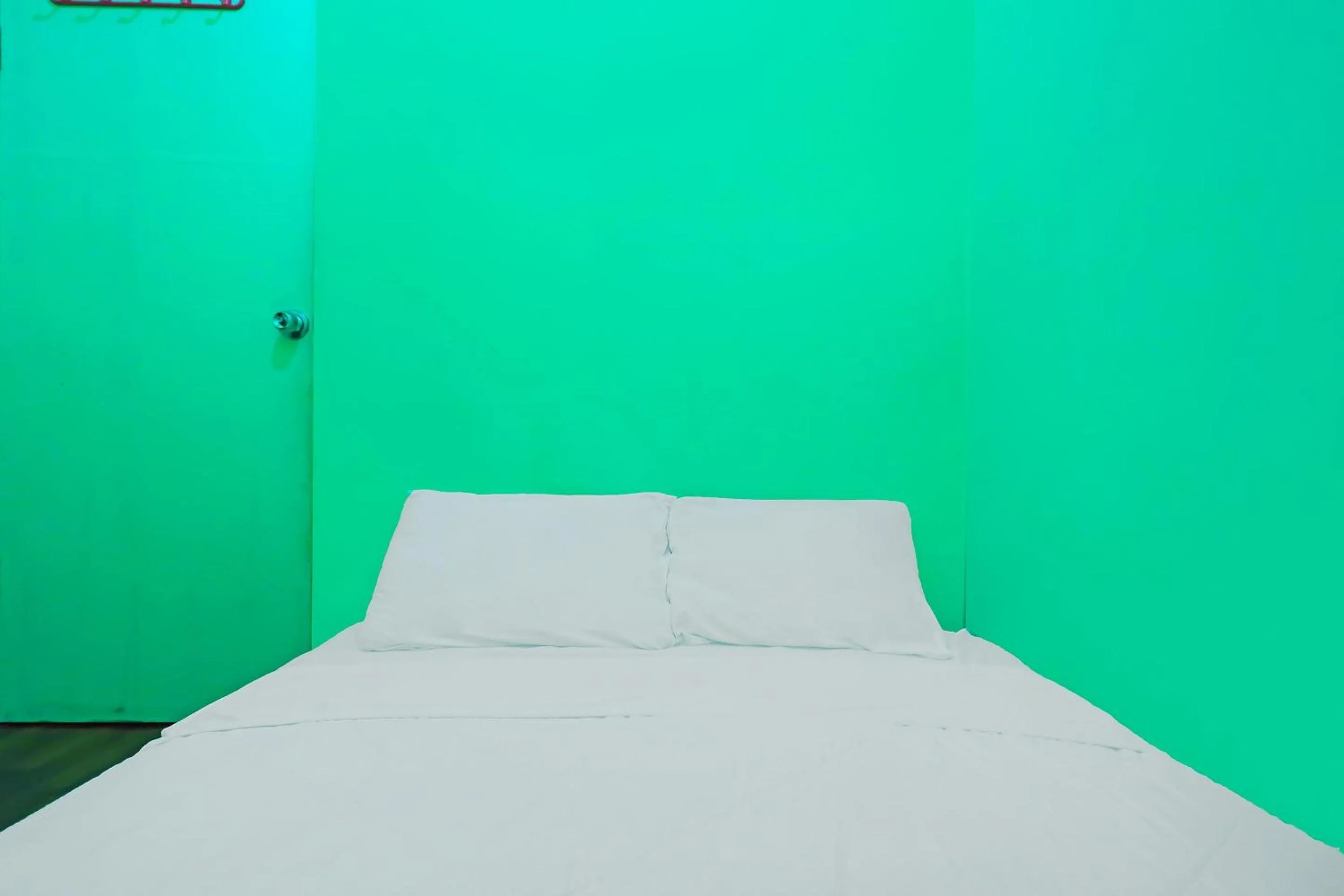 Bedroom, Bed in Hotel O Penginapan LorraNearPasar Oleh Oleh