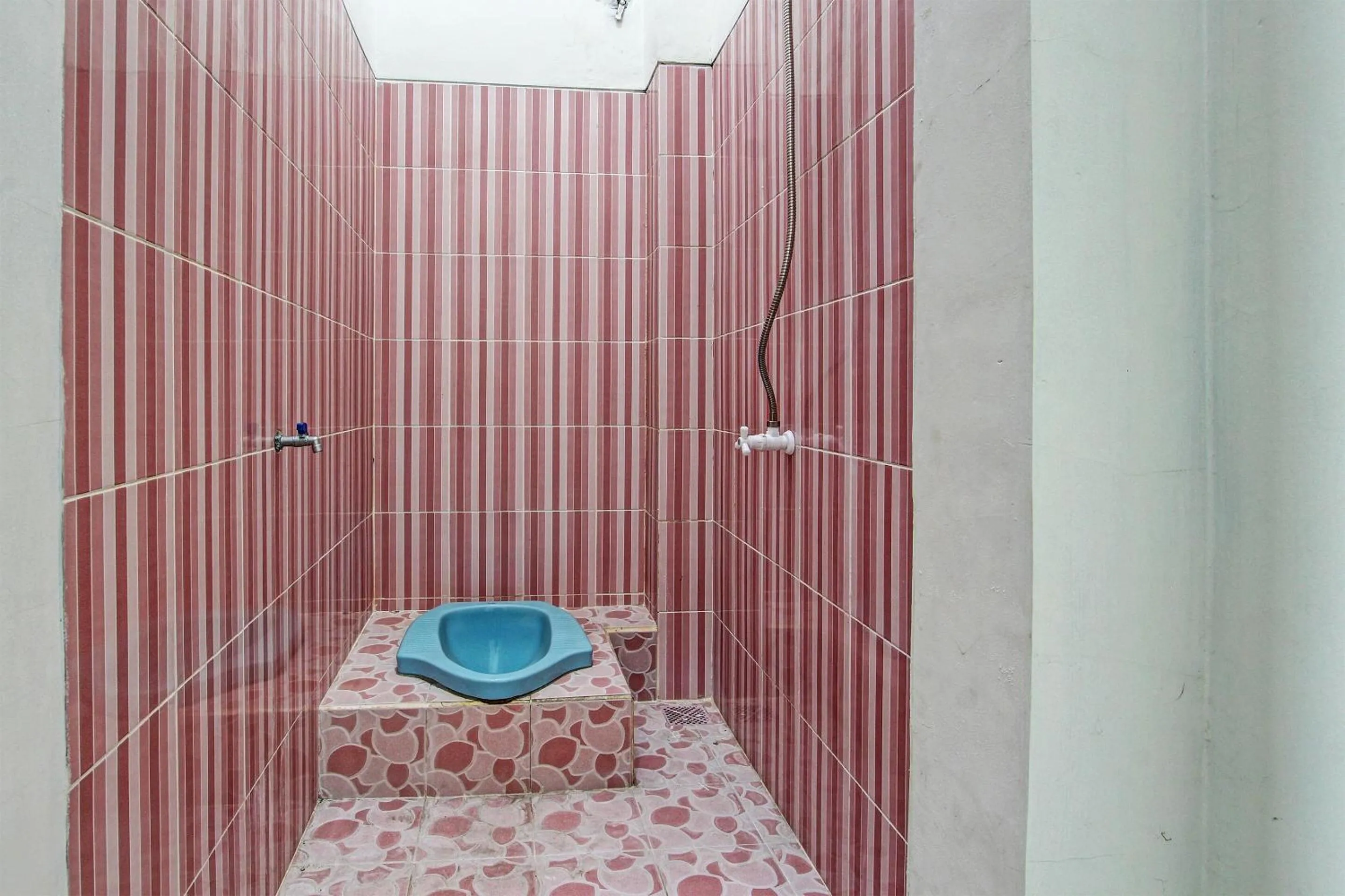 Bathroom in Hotel O Kristin Homestay