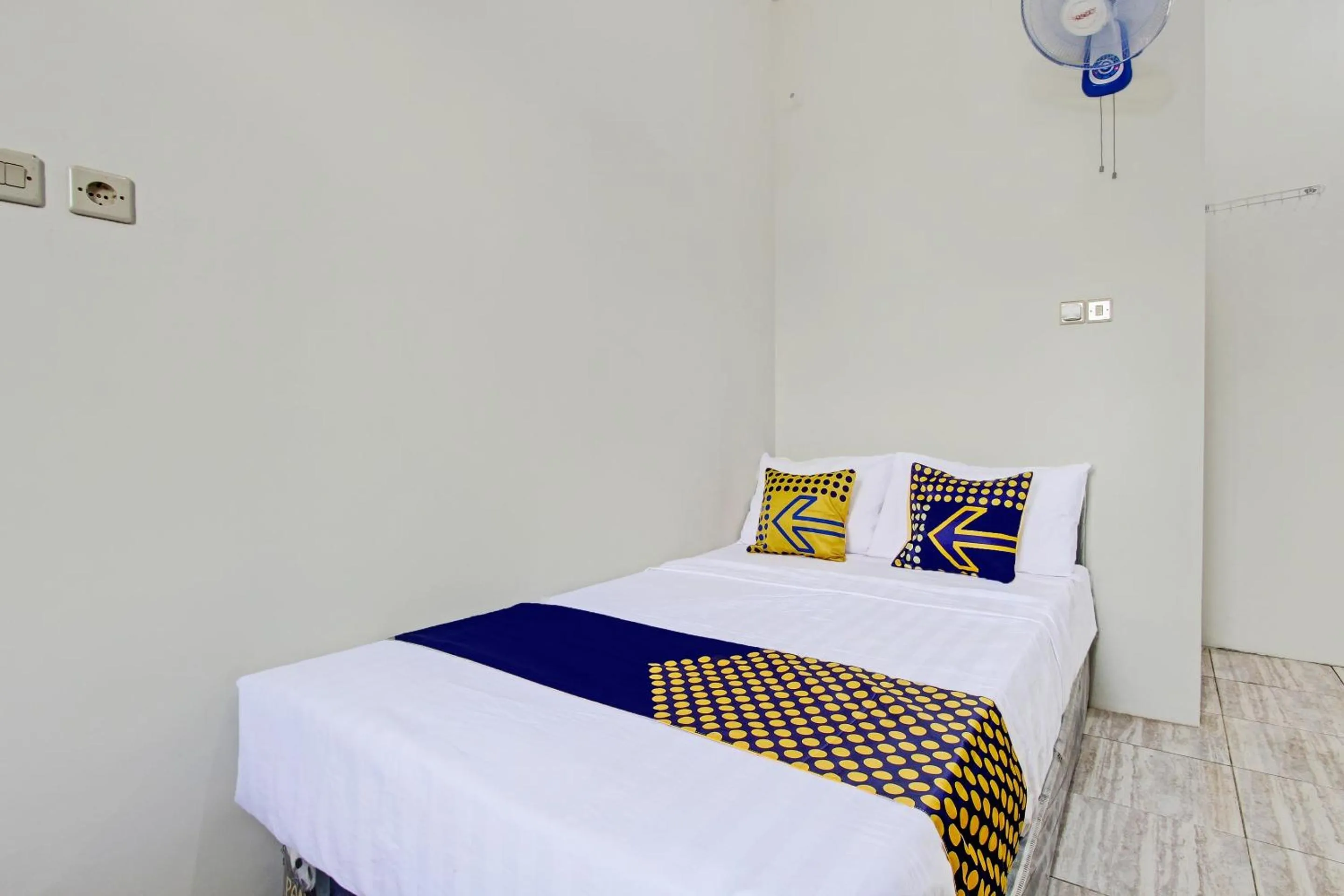 Bedroom, Bed in Hotel O Kristin Homestay