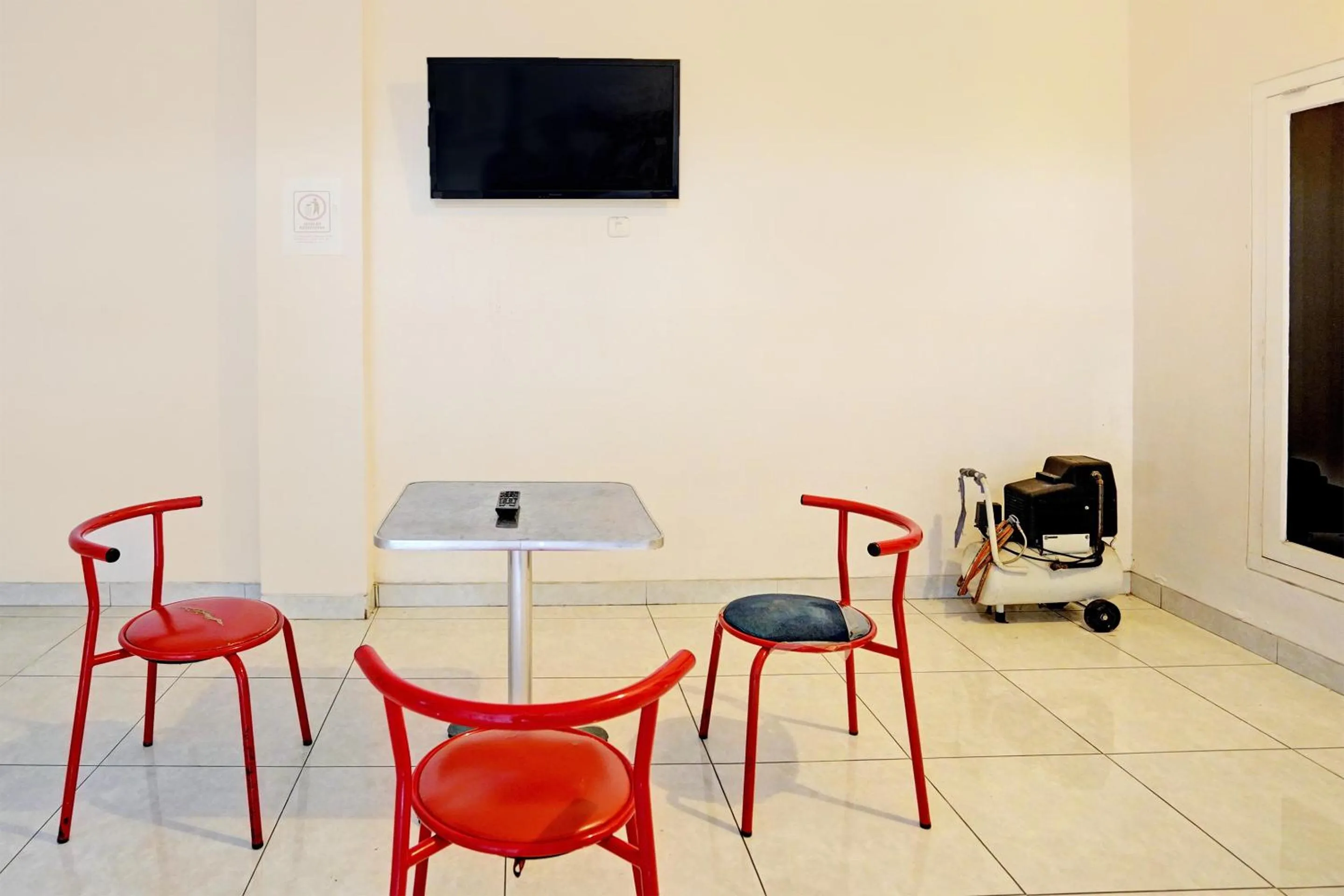 Lobby or reception in OYO Life 92190 Arya Guest House