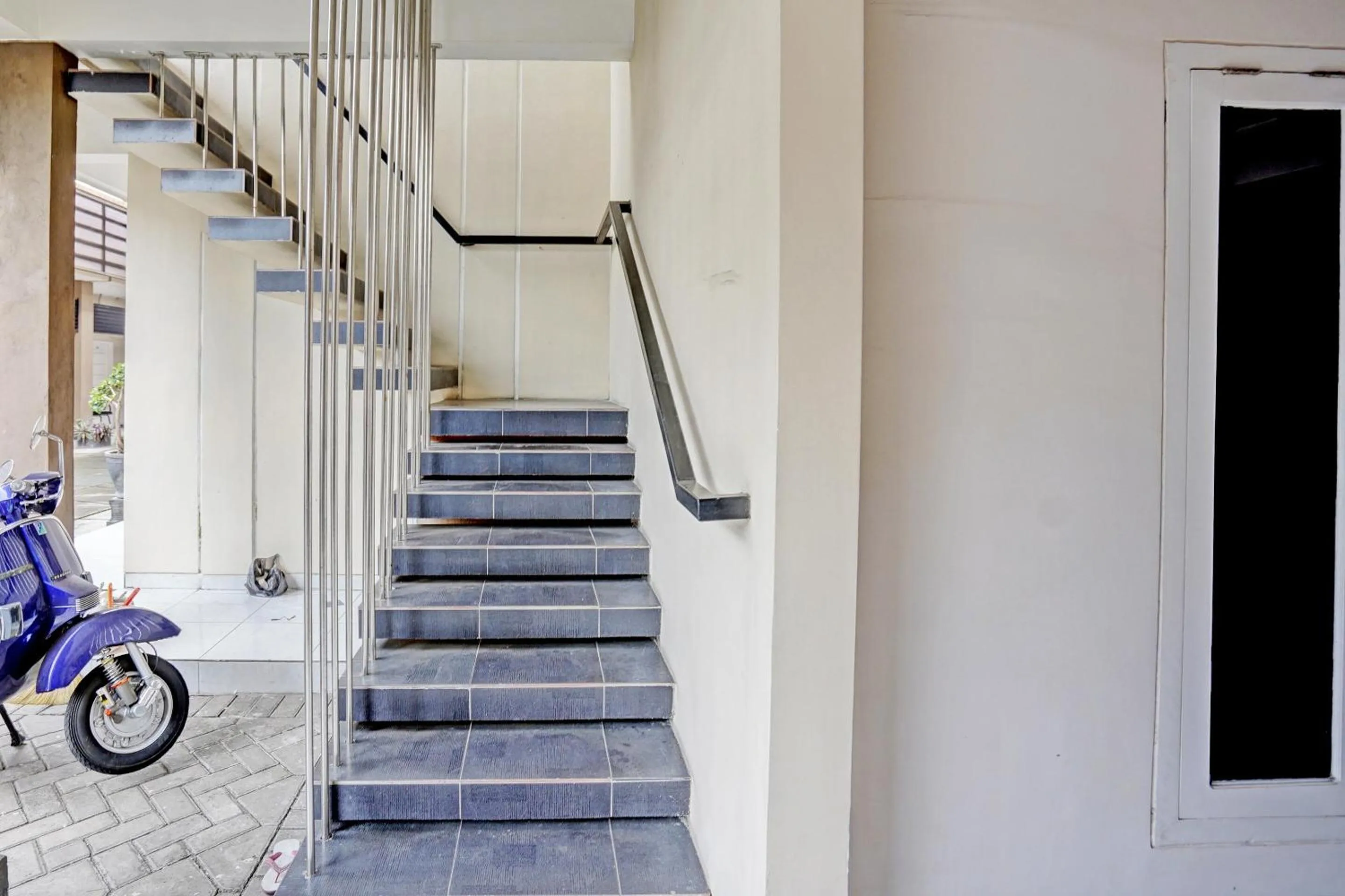 Lobby or reception in OYO Life 92190 Arya Guest House