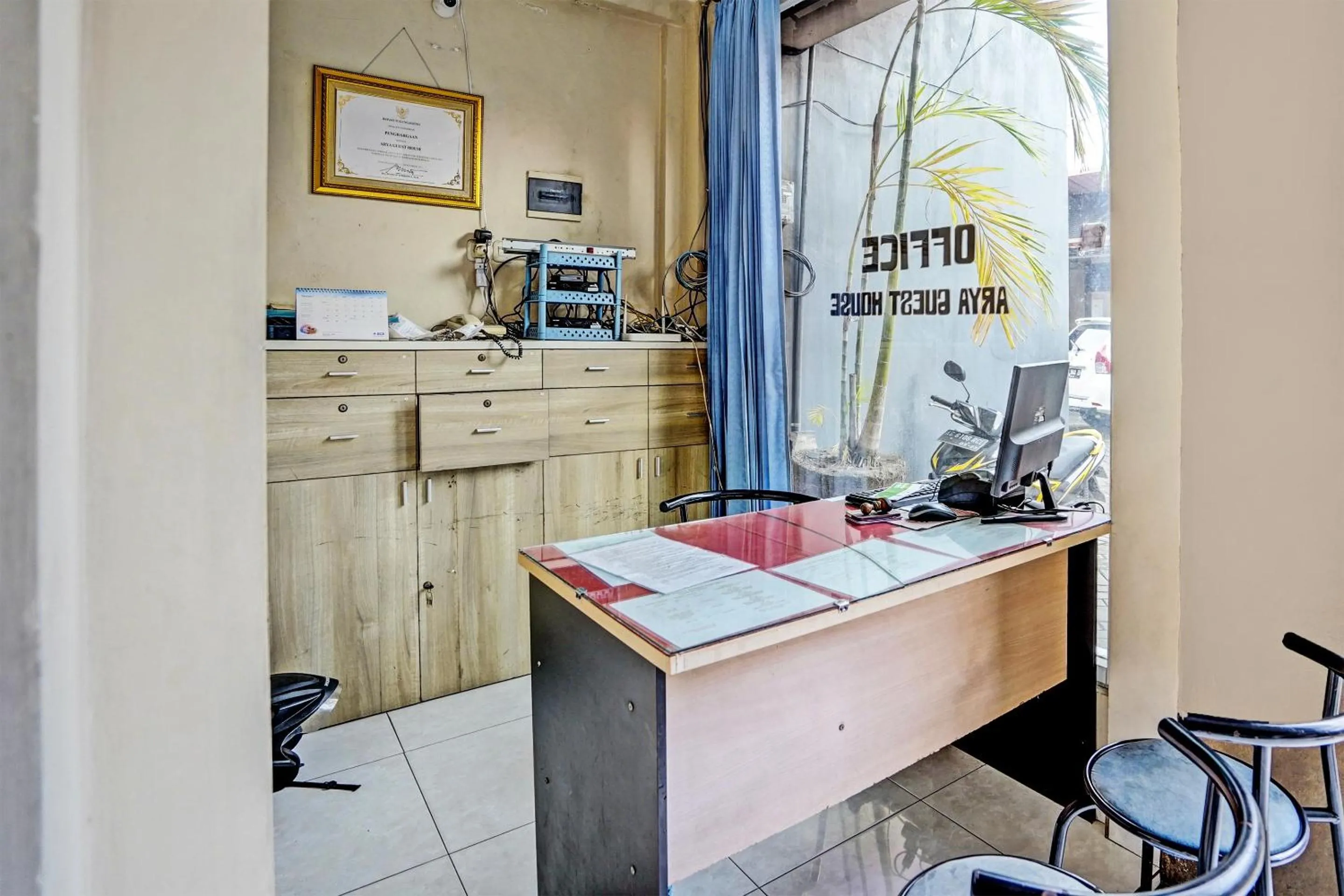 Lobby or reception in OYO Life 92190 Arya Guest House