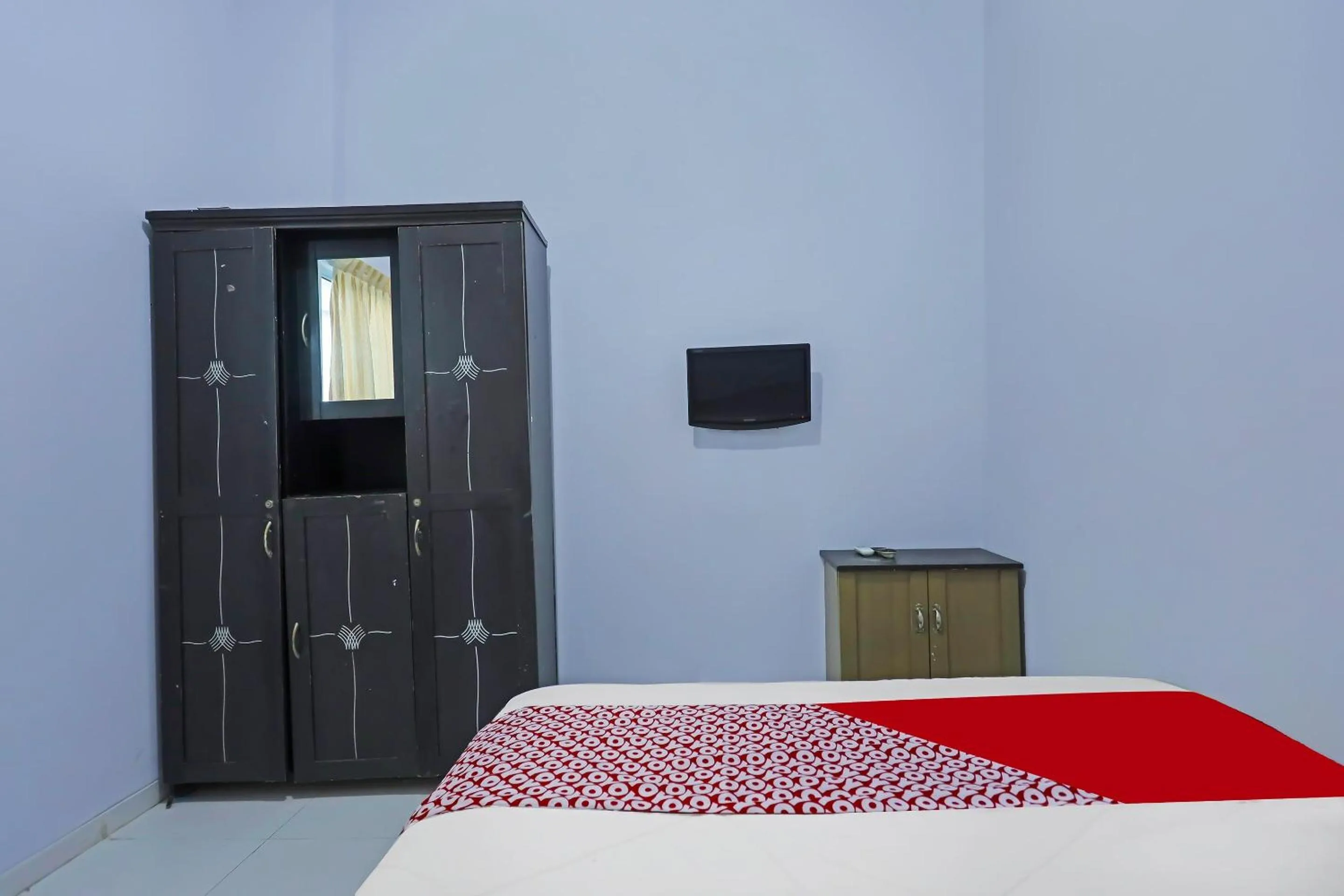 Bedroom, Bed in Hotel O Pelangi House 789 Syariah