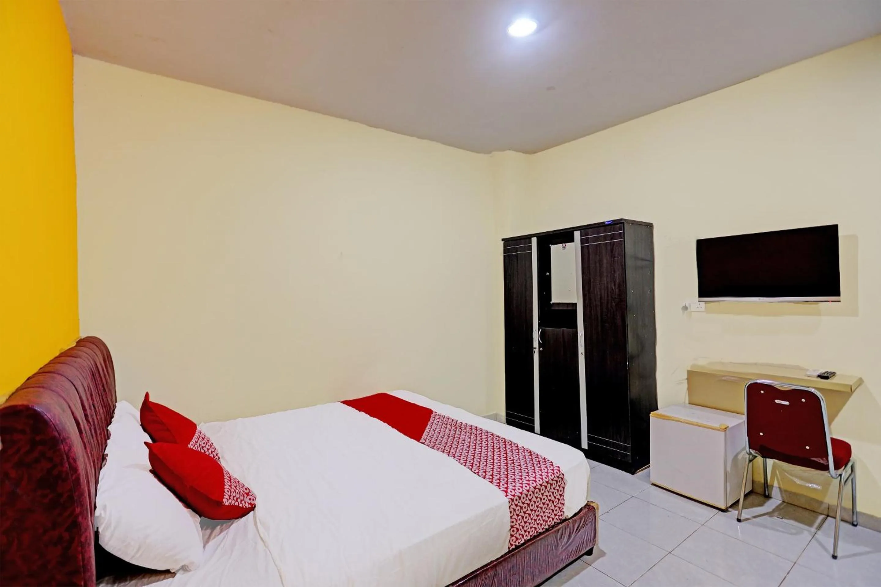 Bedroom, Bed in Hotel O New Town Syariah