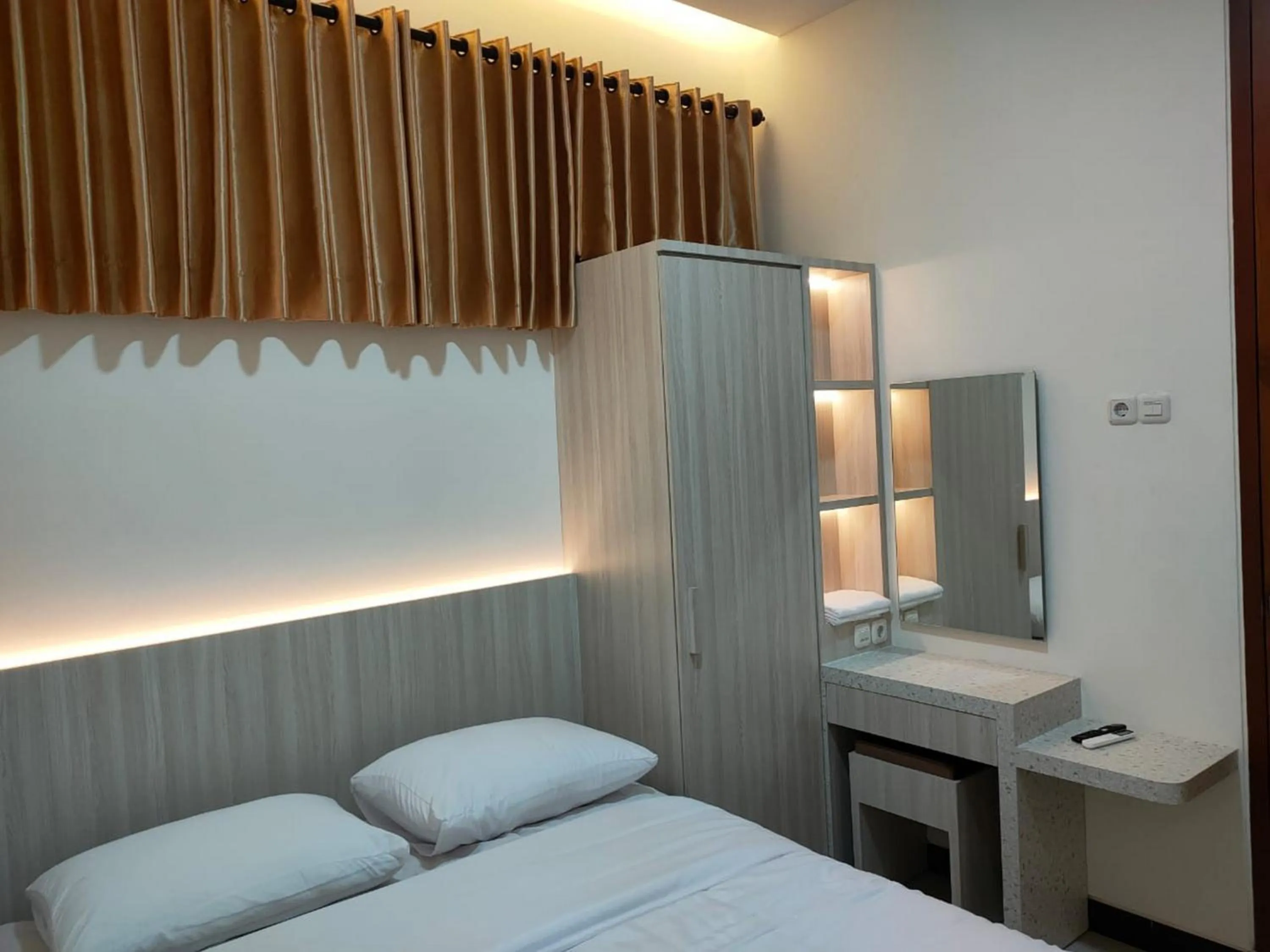 Bedroom, Bed in Kanggo Riko Family Homestay Mitra Reddoorz