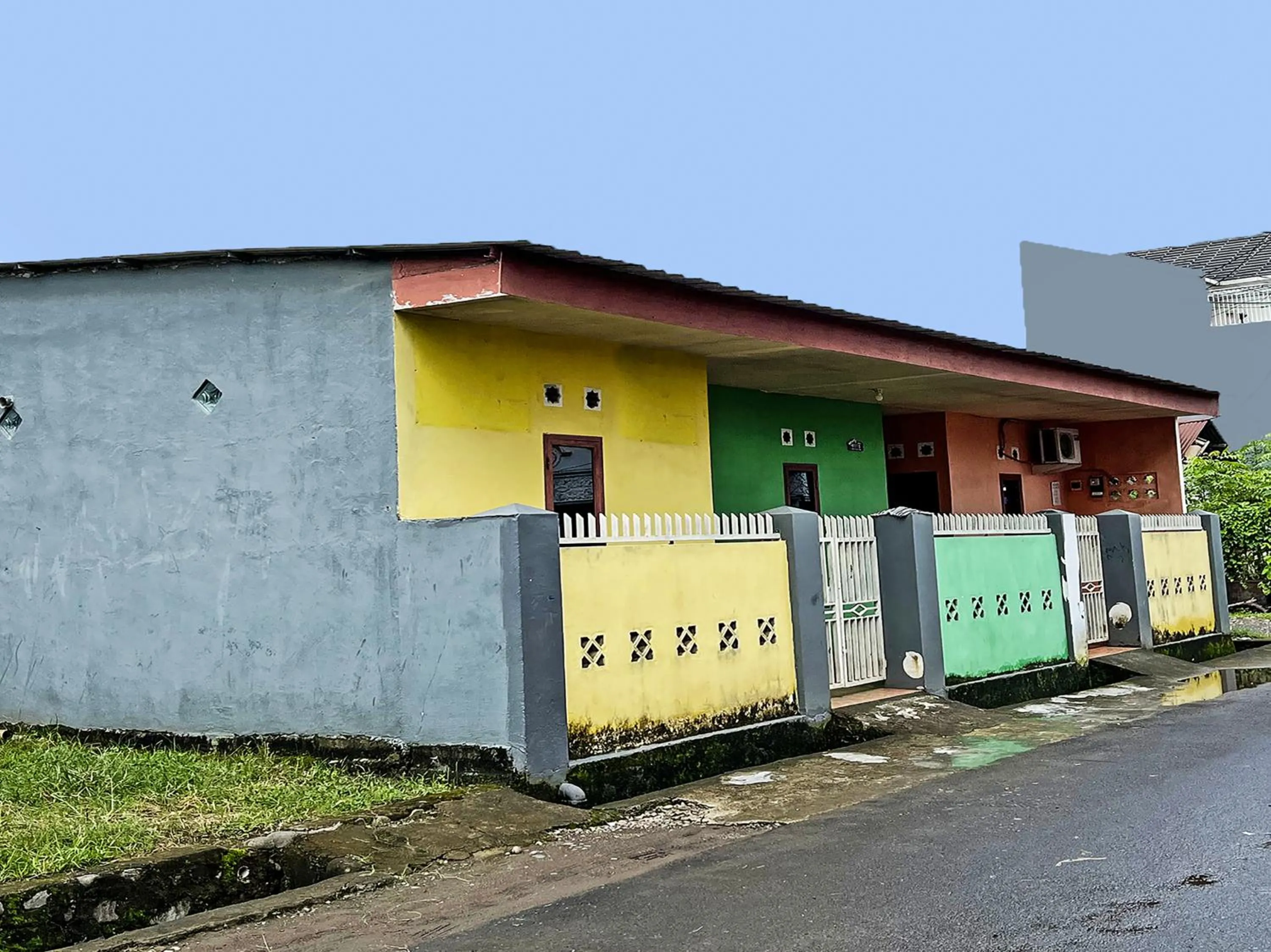 Property building in Hotel O Pondok Cahaya