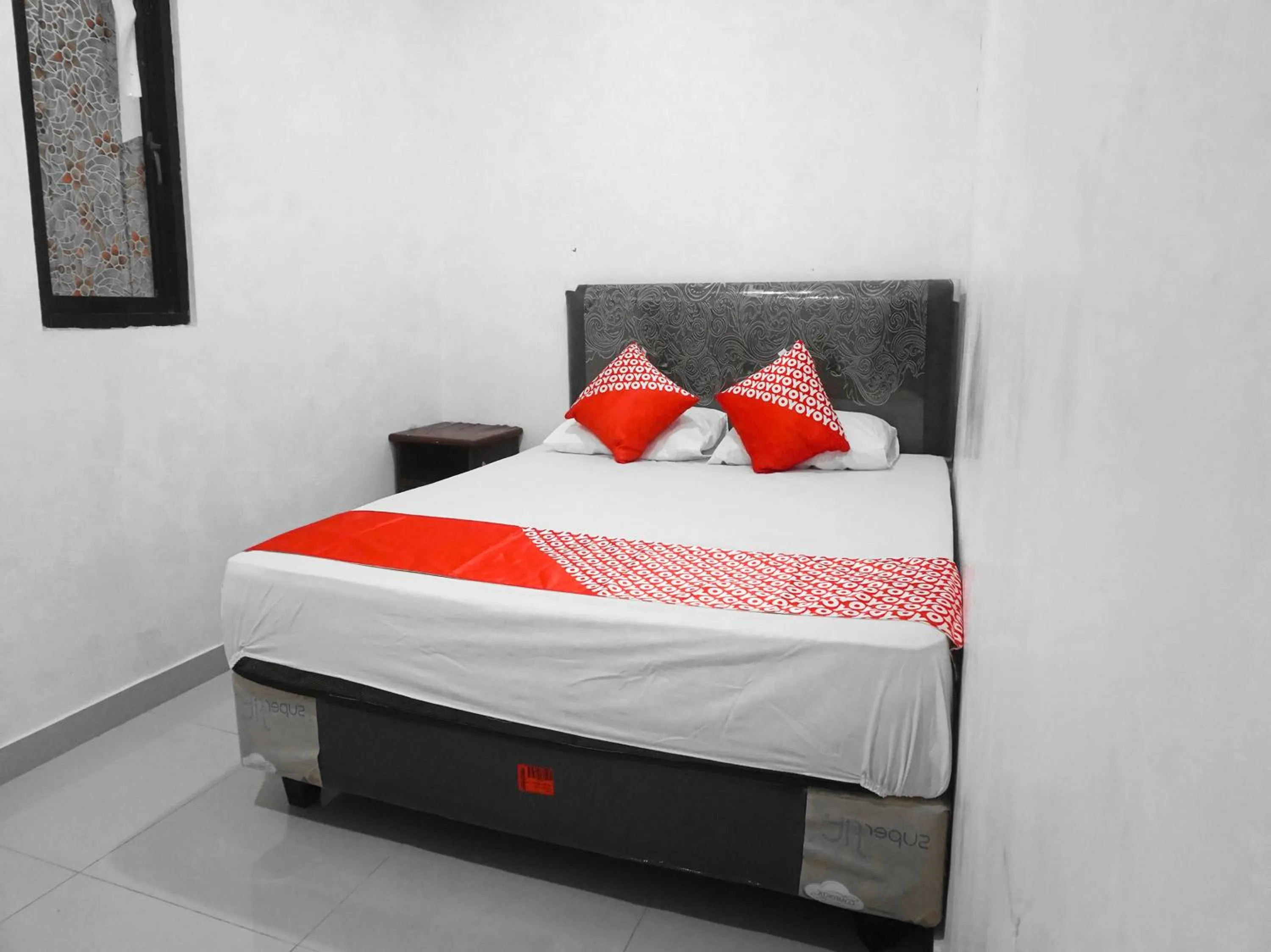 Bedroom, Bed in Hotel O Pondok Cahaya