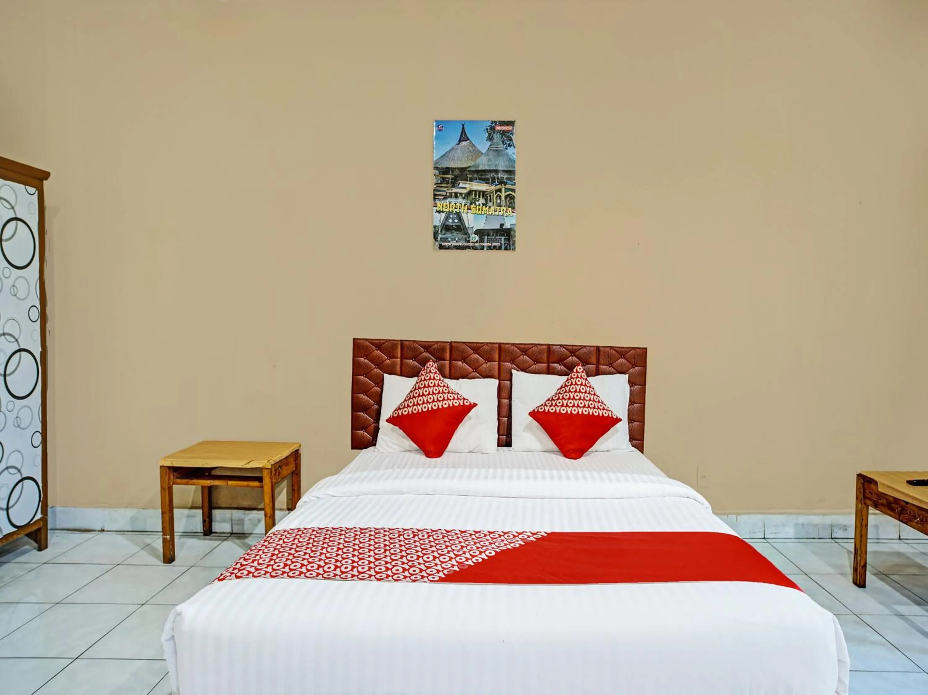 Bedroom, Bed in Capital O 92214 Beristera Hotel