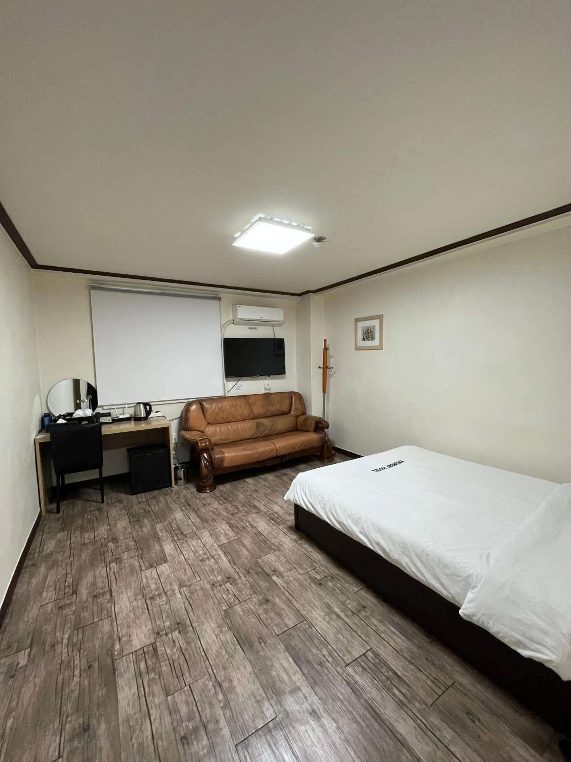 Bed in Ekonomy Hotel