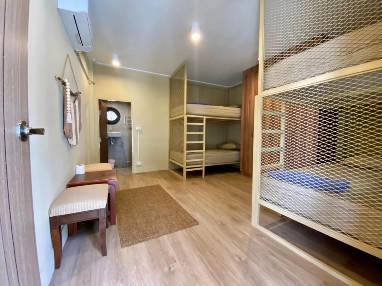 Bedroom, Bed in U're Holitel