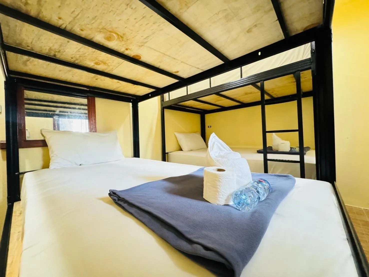 Bedroom, Bed in U're Holitel