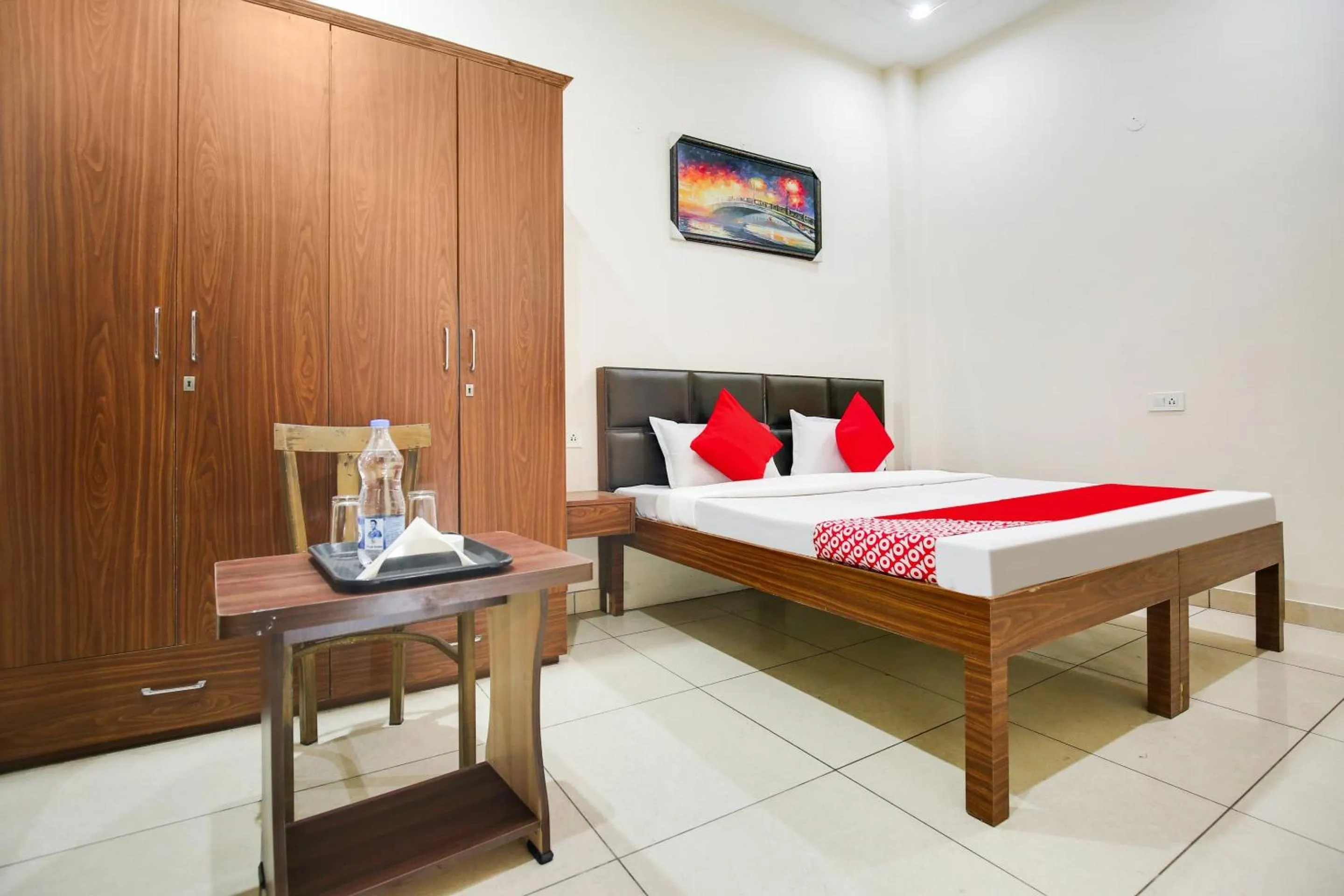 Bedroom, Bed in Hotel O Sky Line