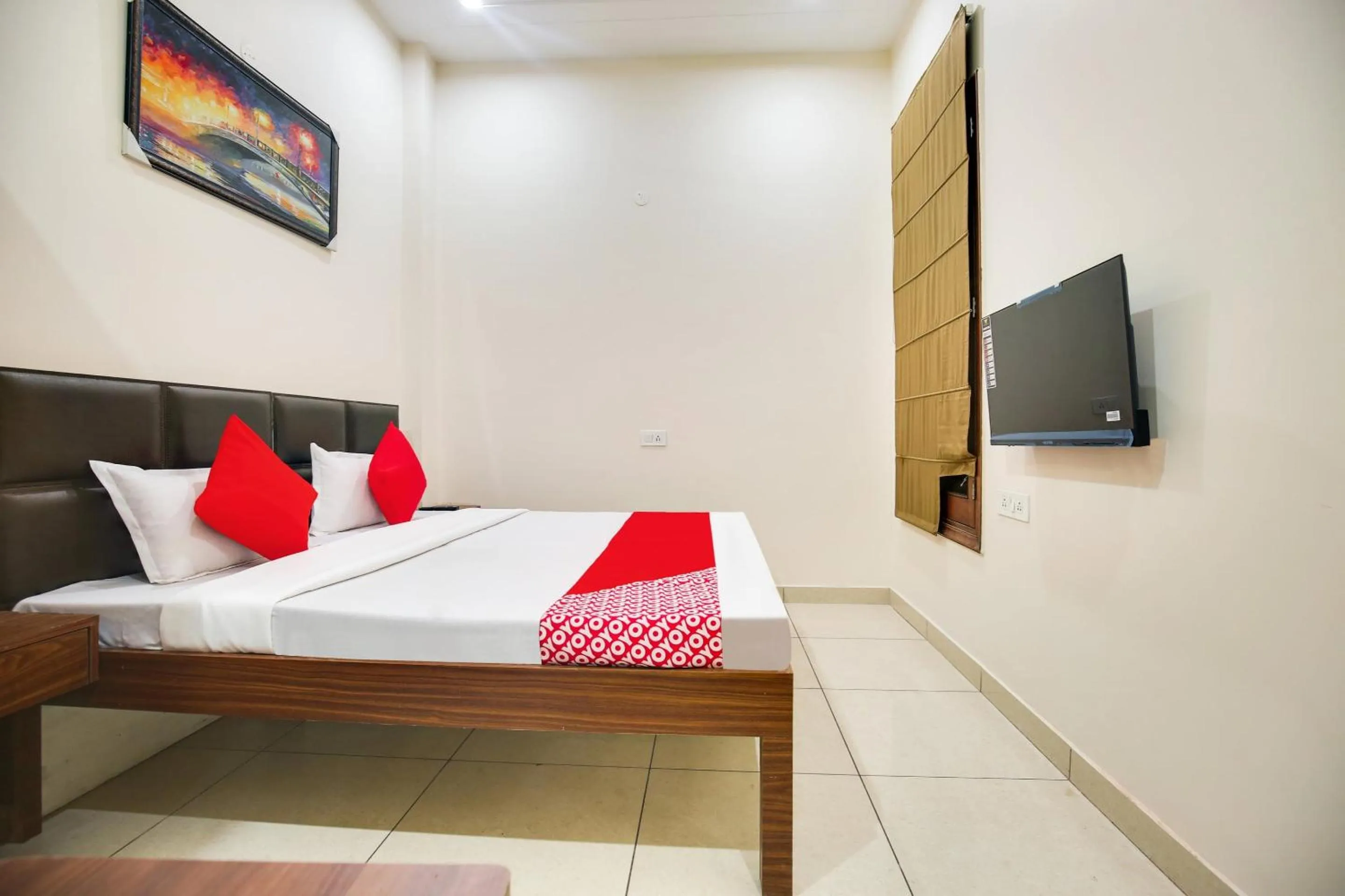 Bedroom, Bed in Hotel O Sky Line