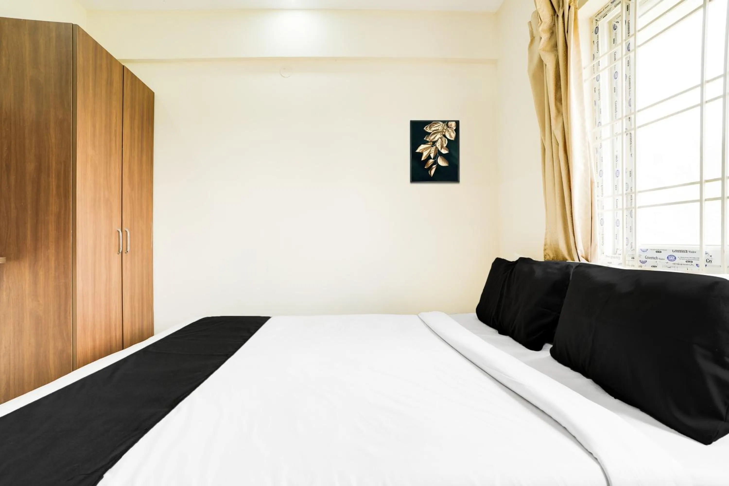 Bedroom, Bed in Hotel O Bangalore Near Reva Circle Formerly CKA Boarding