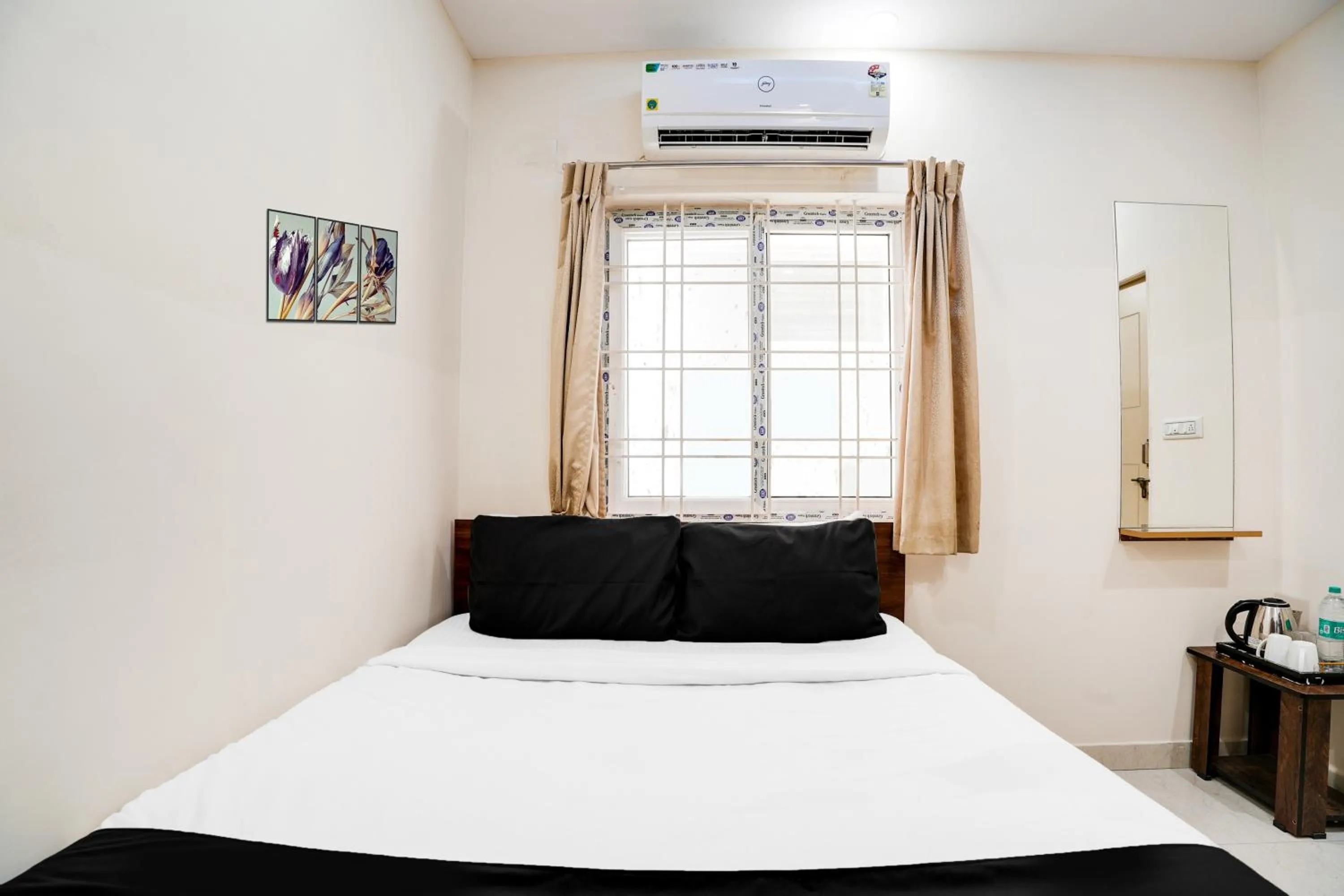 Bedroom, Bed in Hotel O Bangalore Near Reva Circle Formerly CKA Boarding