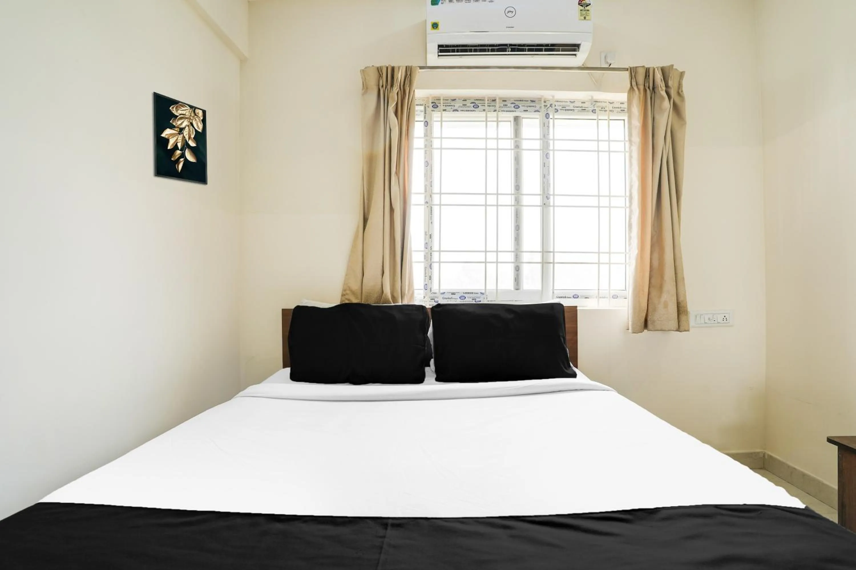 Bedroom, Bed in Hotel O Bangalore Near Reva Circle Formerly CKA Boarding