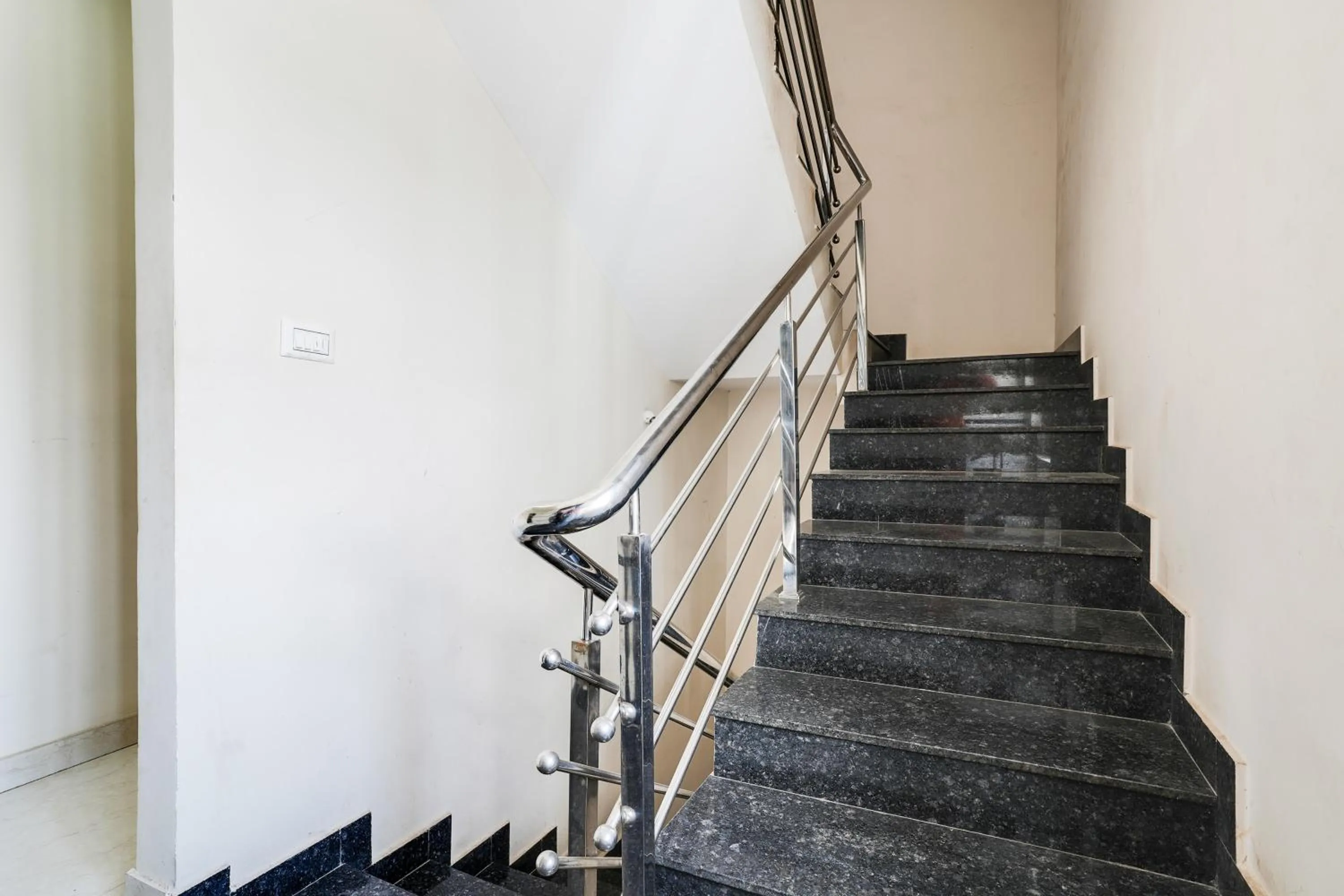 Lobby or reception in Hotel O Bangalore Near Reva Circle Formerly CKA Boarding