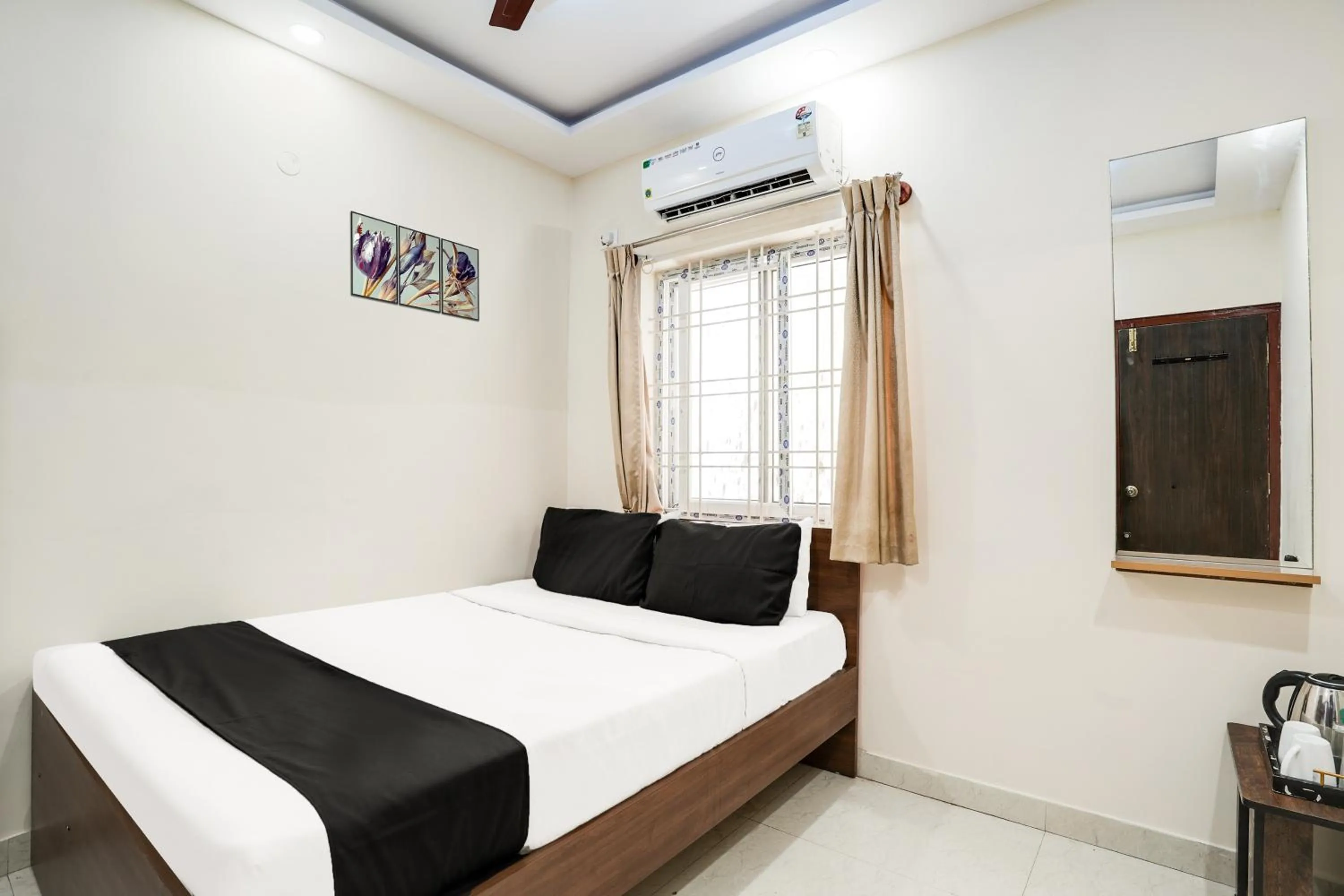 Bedroom, Bed in Hotel O Bangalore Near Reva Circle Formerly CKA Boarding