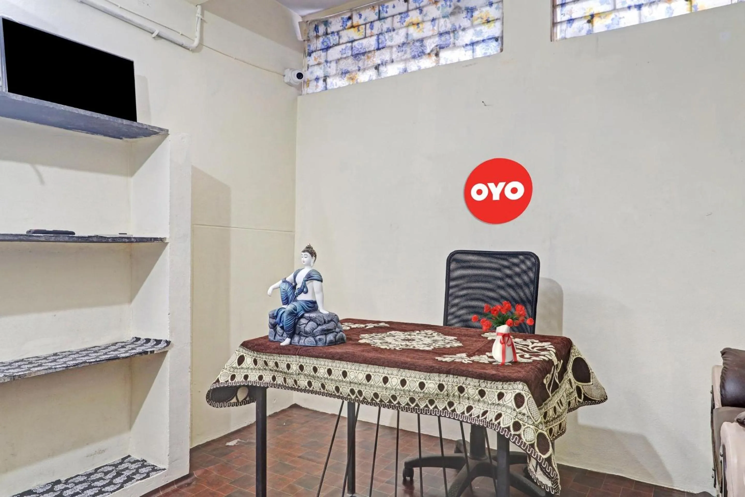 Lobby or reception in Hotel O Vasista Residency