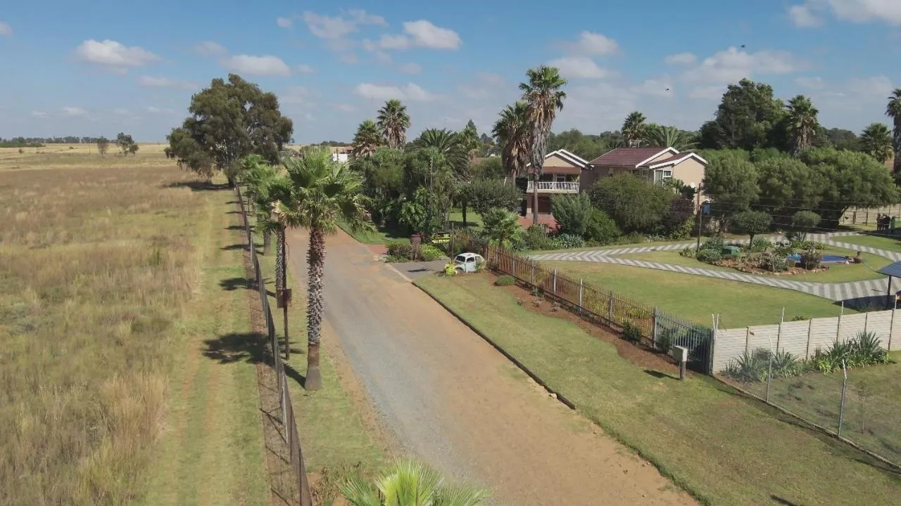 Street view in La Maison on Vaal Bed and Breakfast