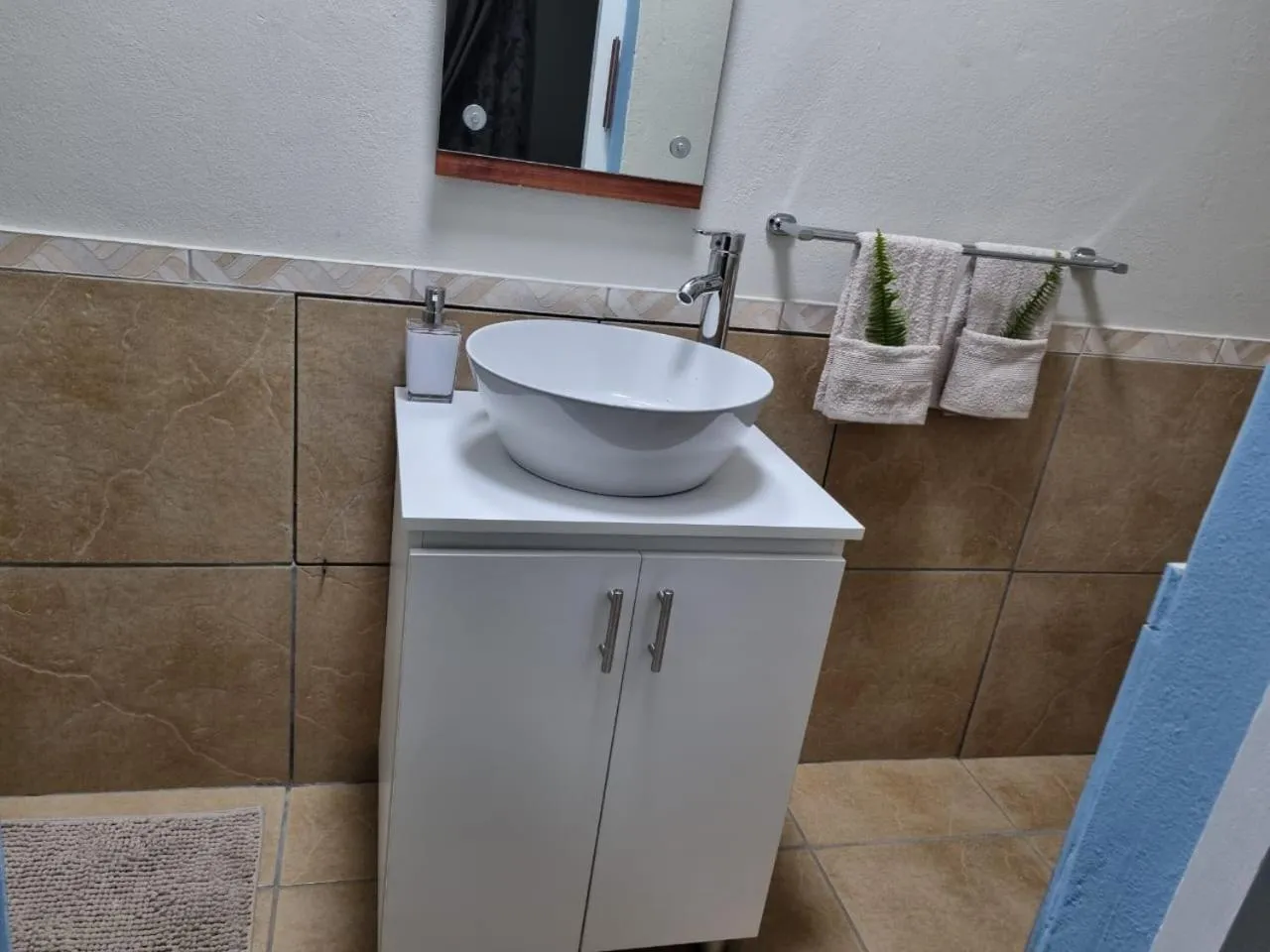 Bathroom in La Maison on Vaal Bed and Breakfast