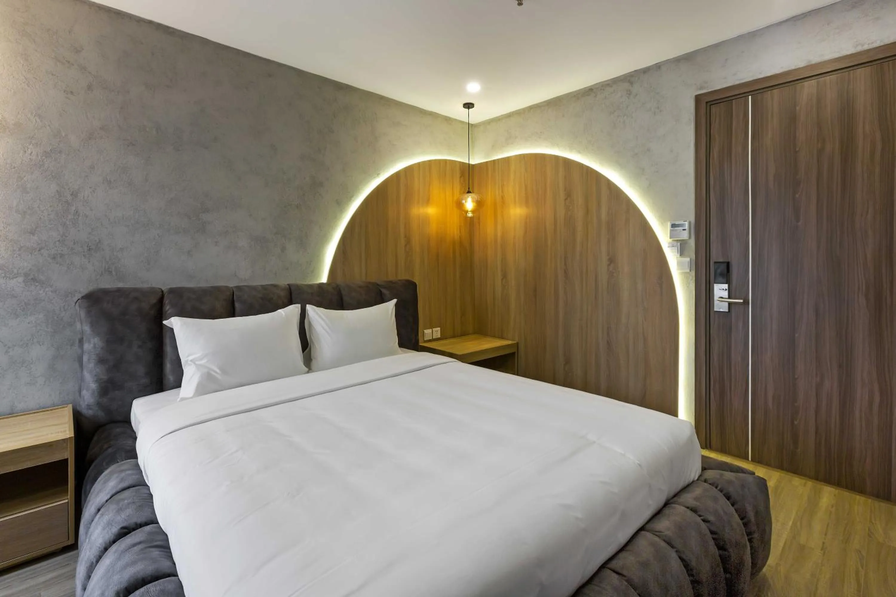 Bed in Jacayl Hotel - Cầu Giấy