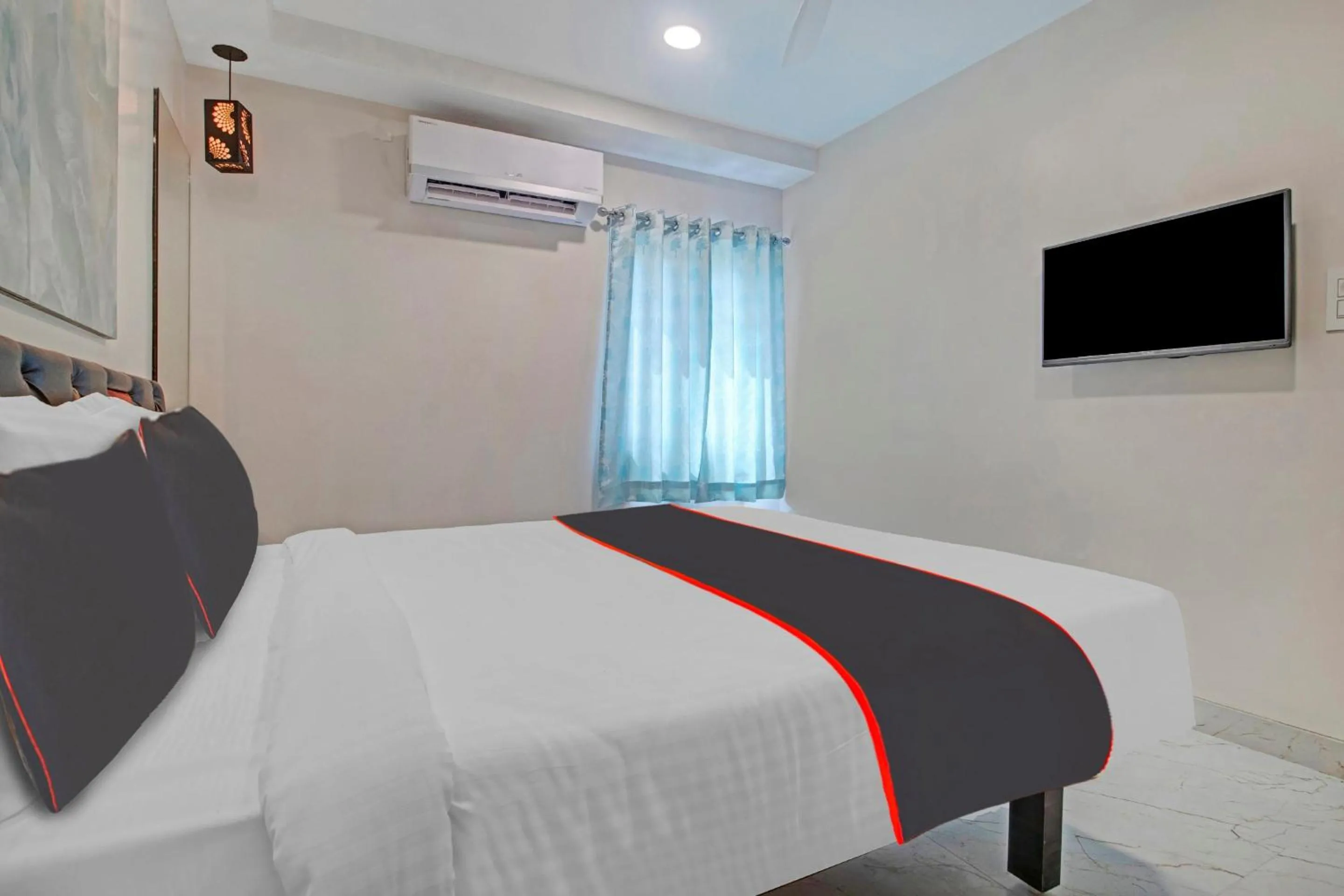 Bedroom, Bed in Super Collection O Halcyon SS Grand