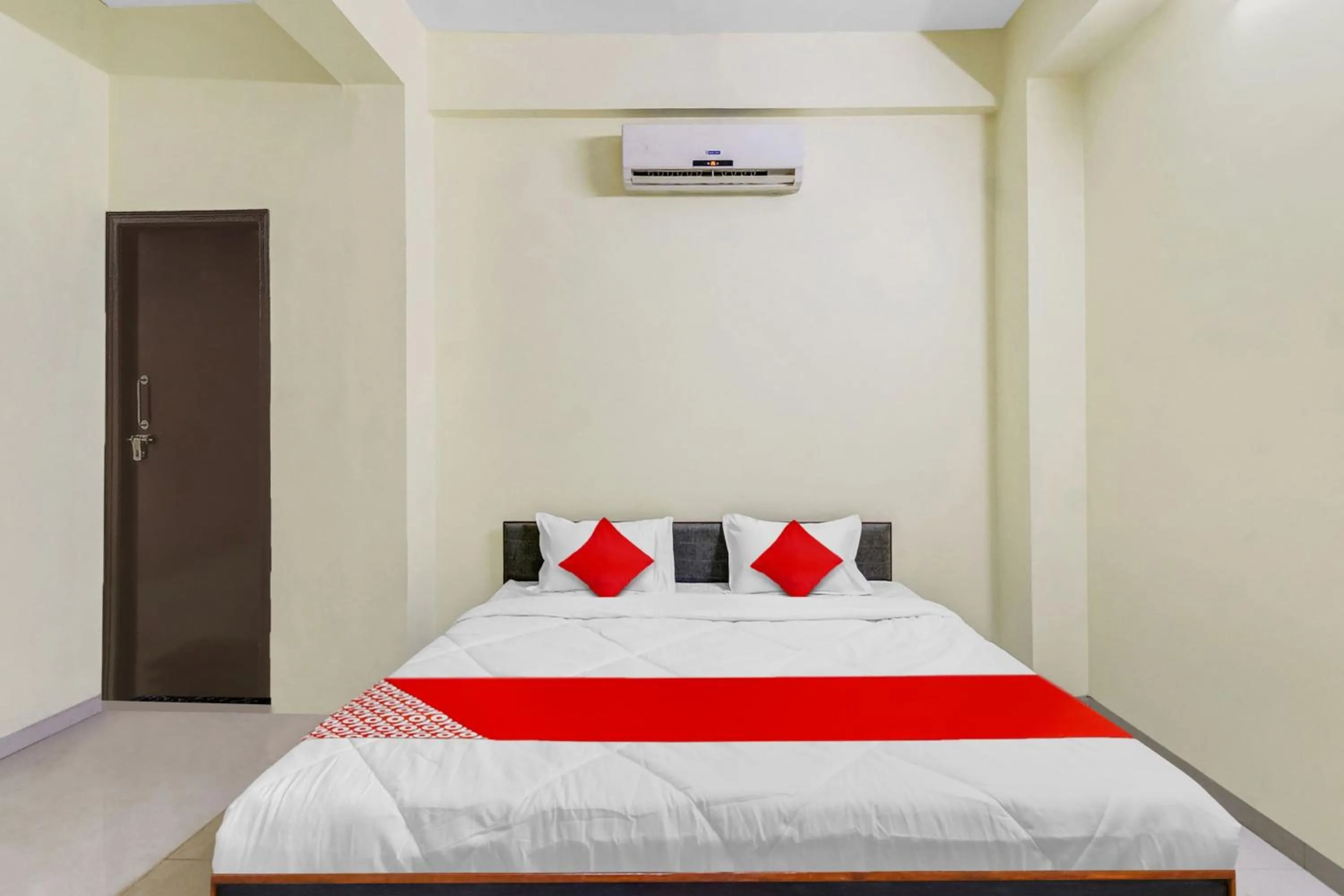 Hotel O King's Inn