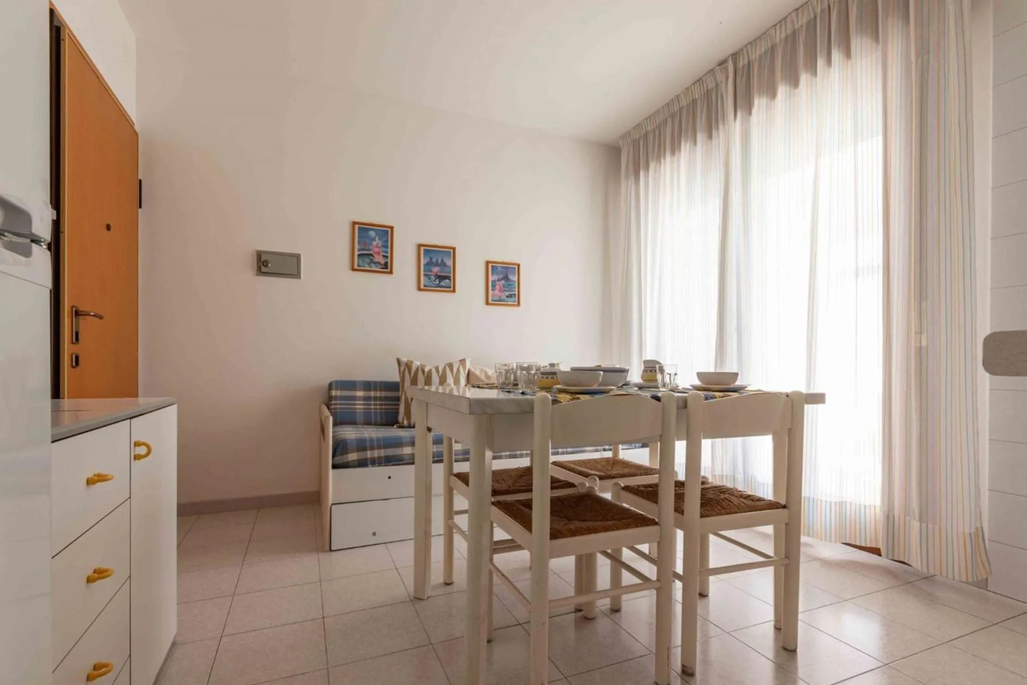 Dining area in Comfortable apartment close to Bibione sea
