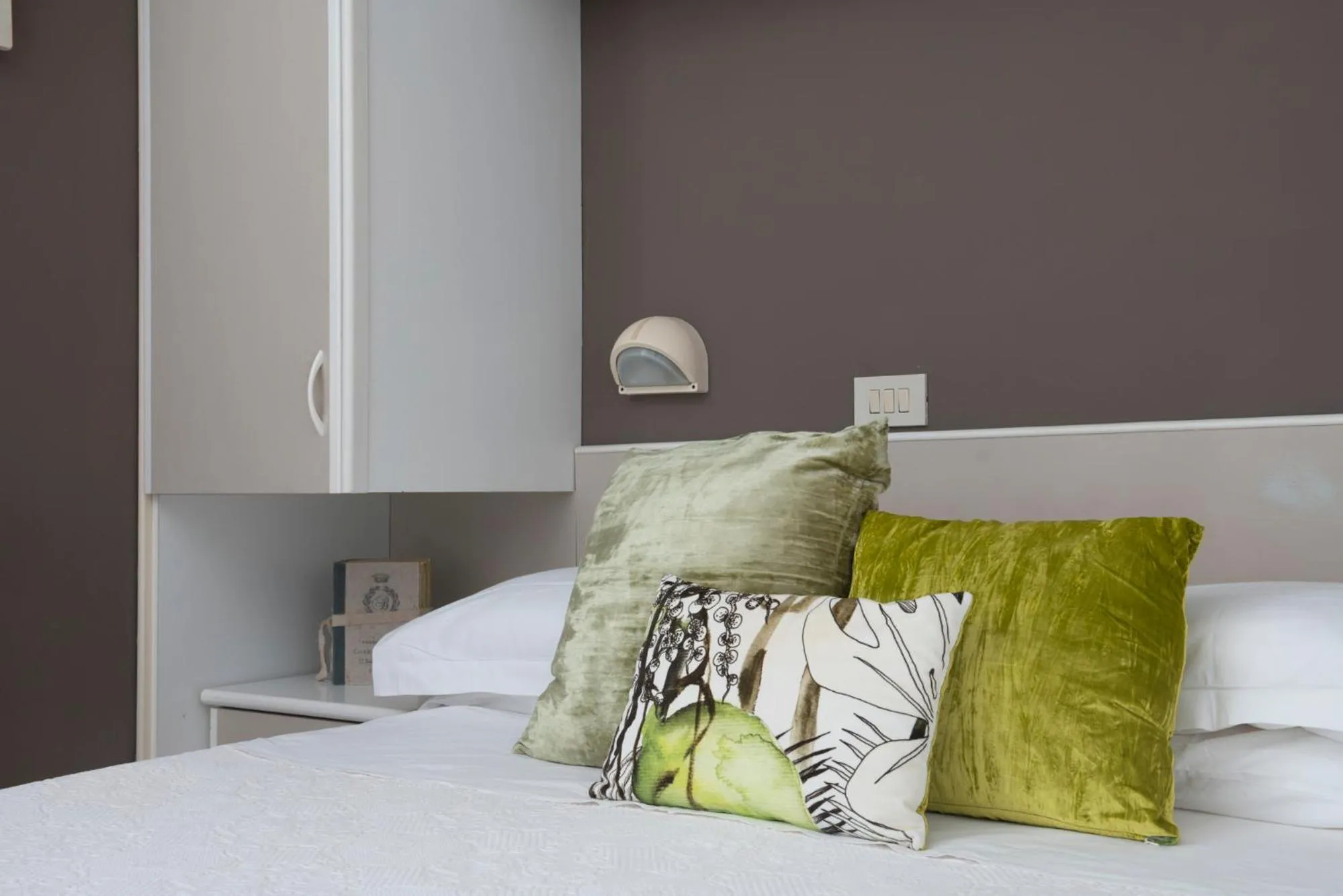 Bed in Hotel Maarea