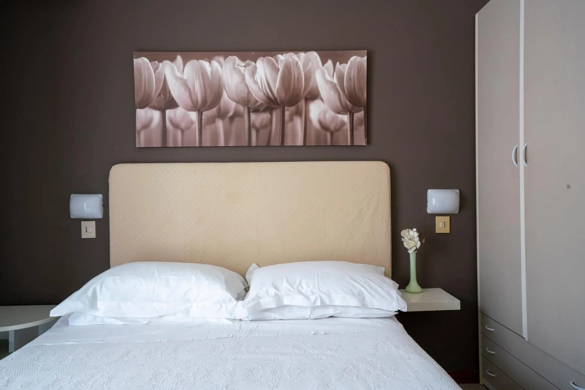 Bed in Hotel Maarea