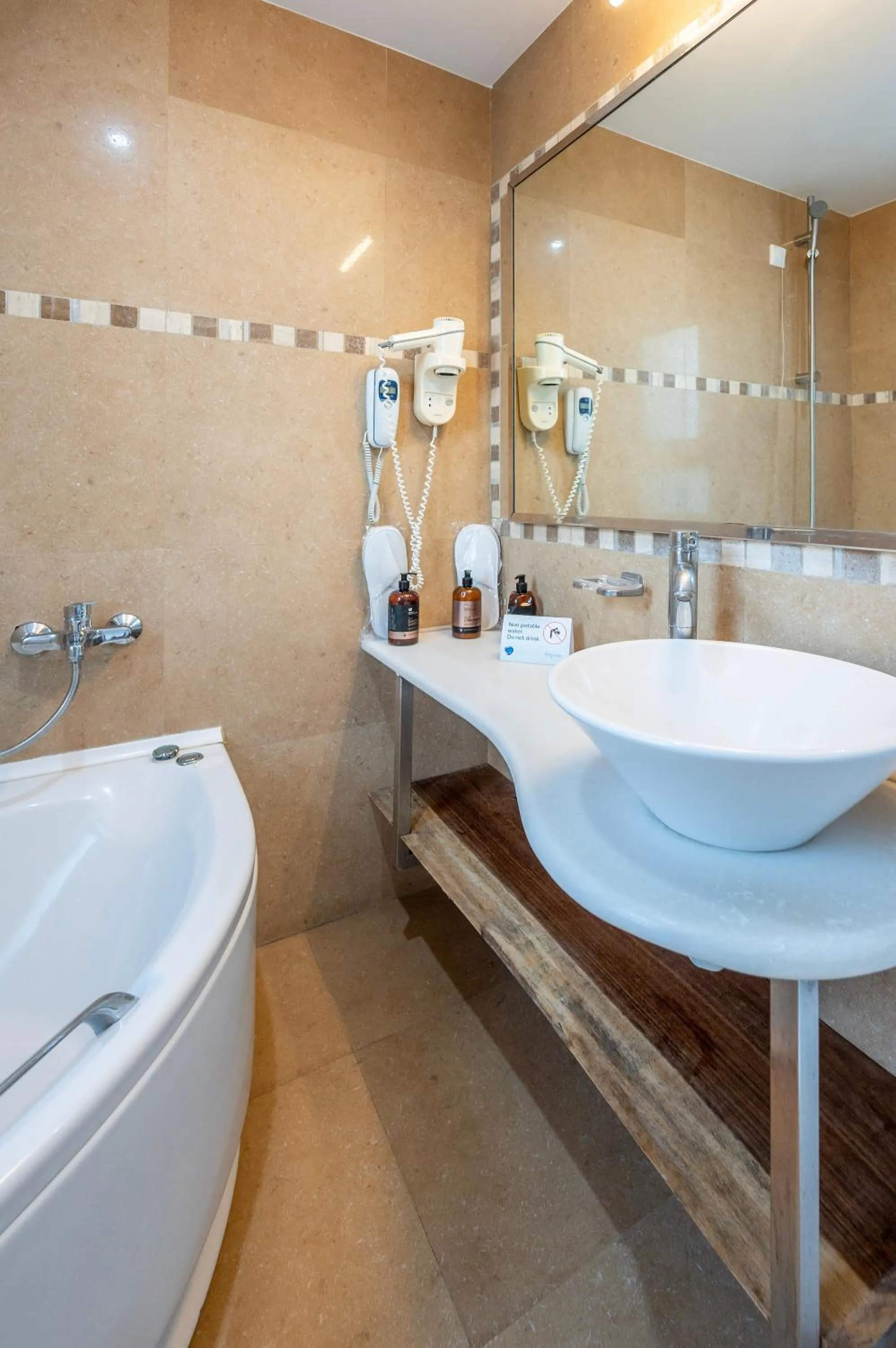 Bathroom in Smy Santorini Suites & Villas