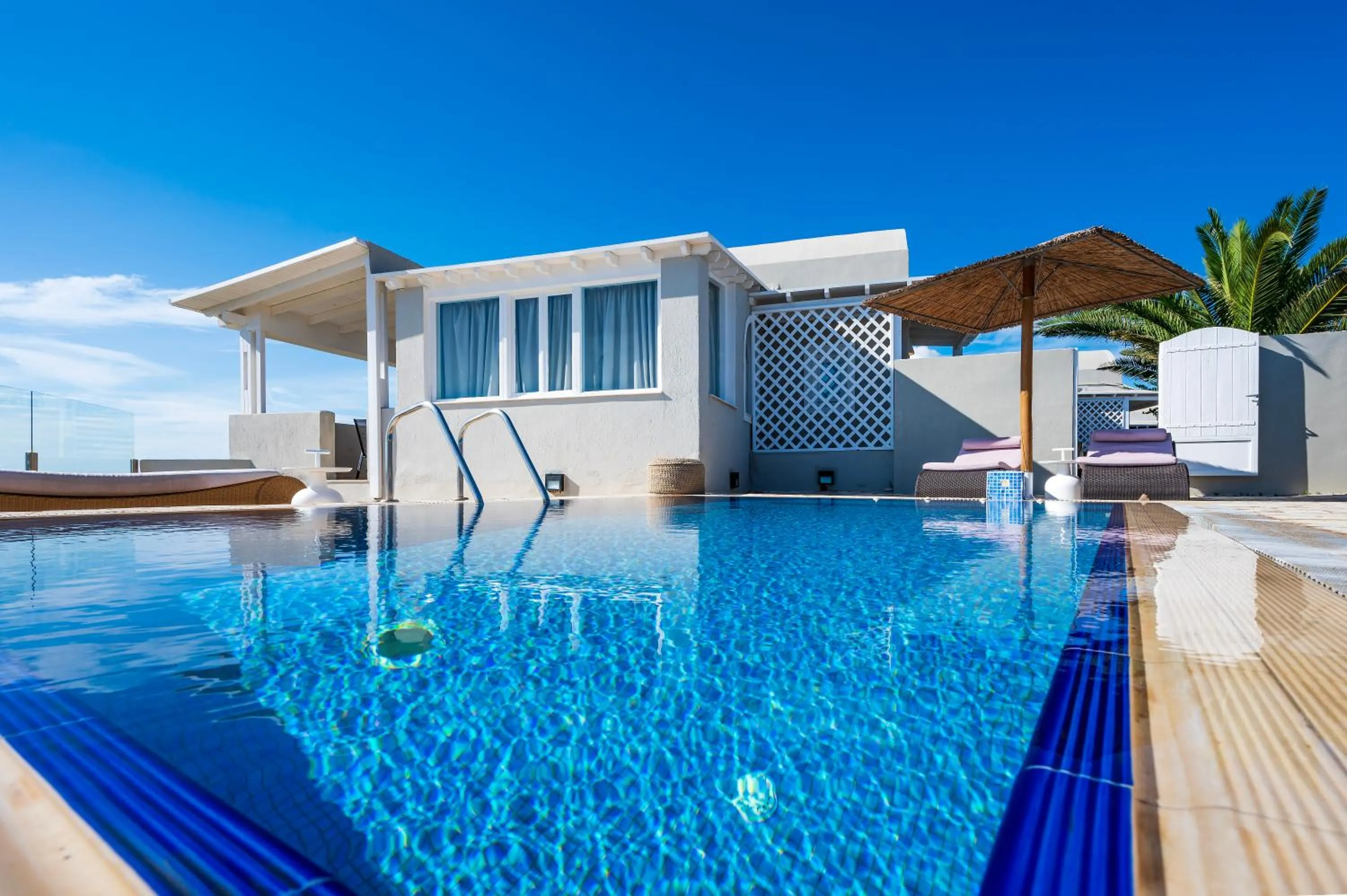 Property building in Smy Santorini Suites & Villas