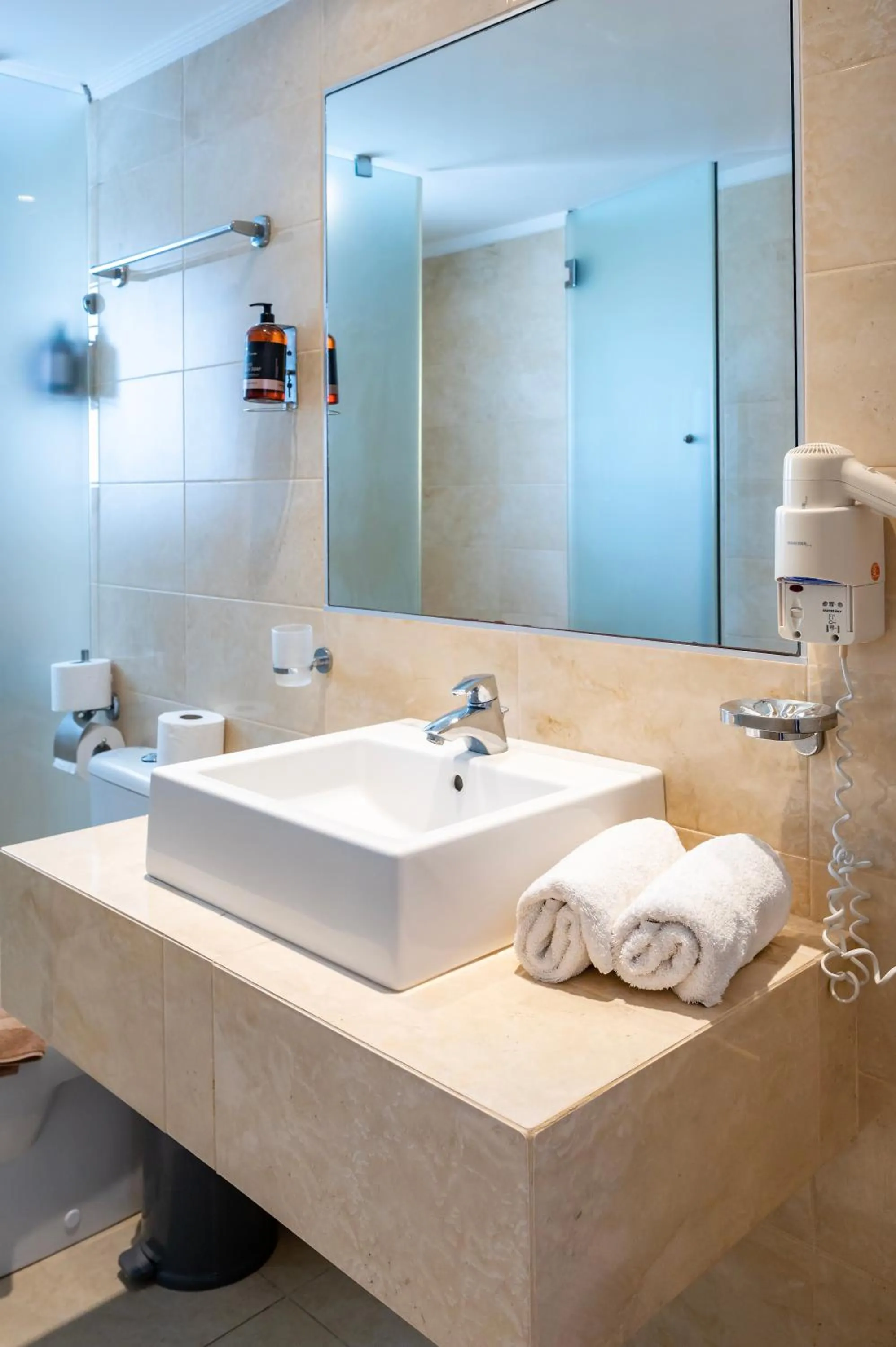 Bathroom in Smy Santorini Suites & Villas