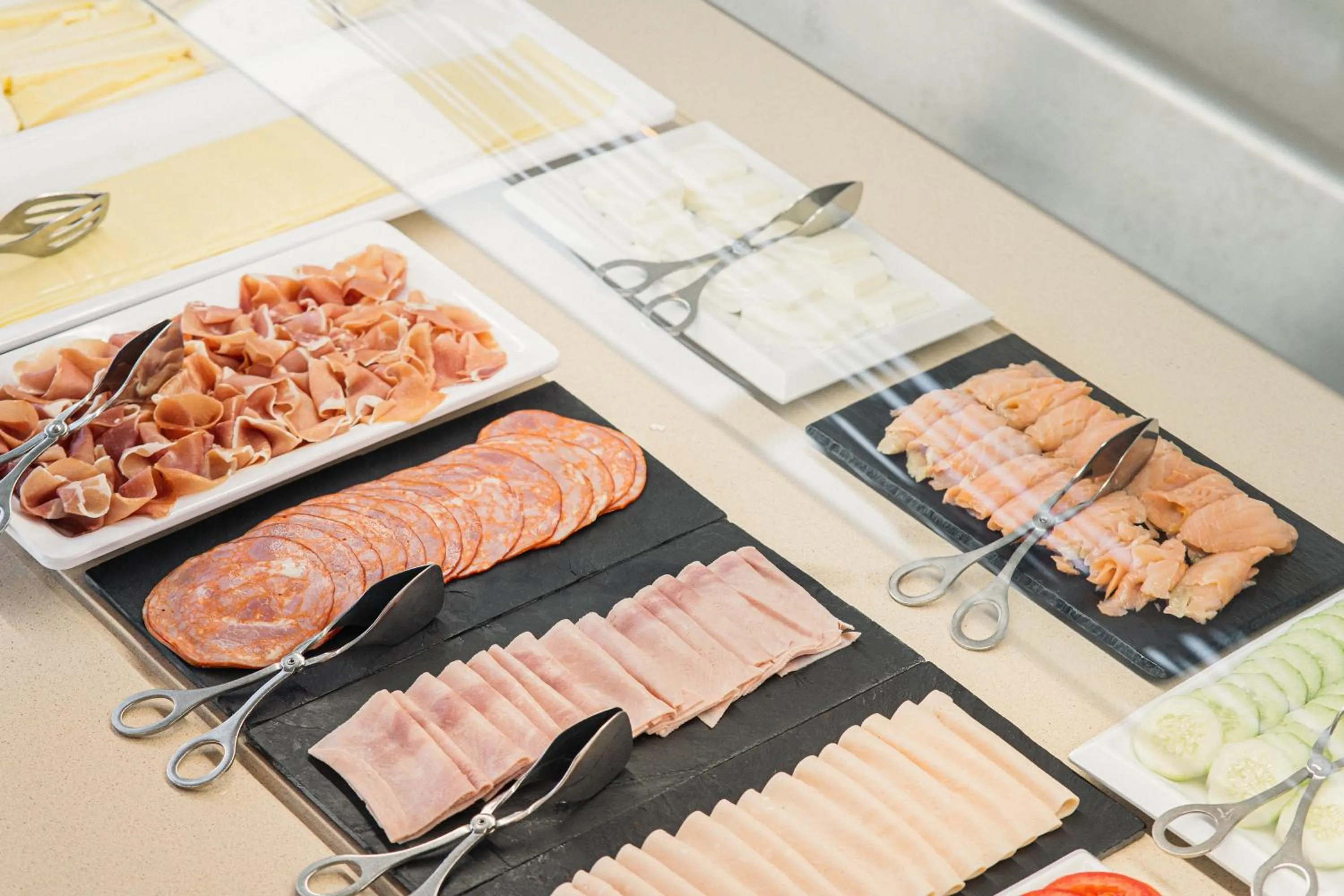 Breakfast in Palmares Signature Apartments