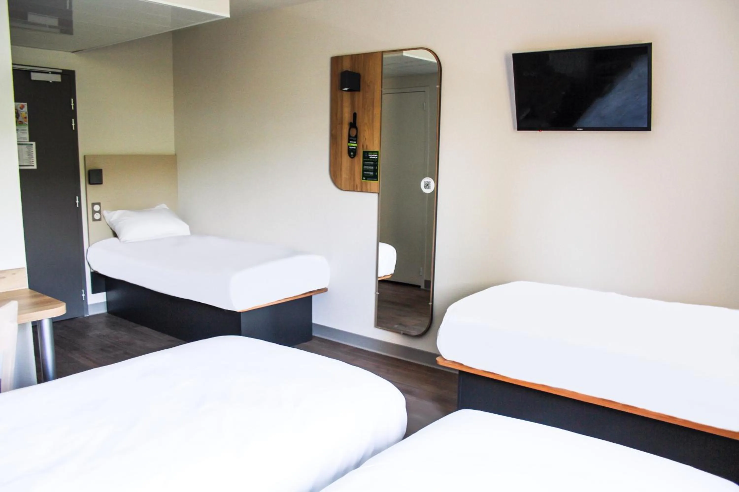 Bed in B&B HOTEL Aix-les-Bains