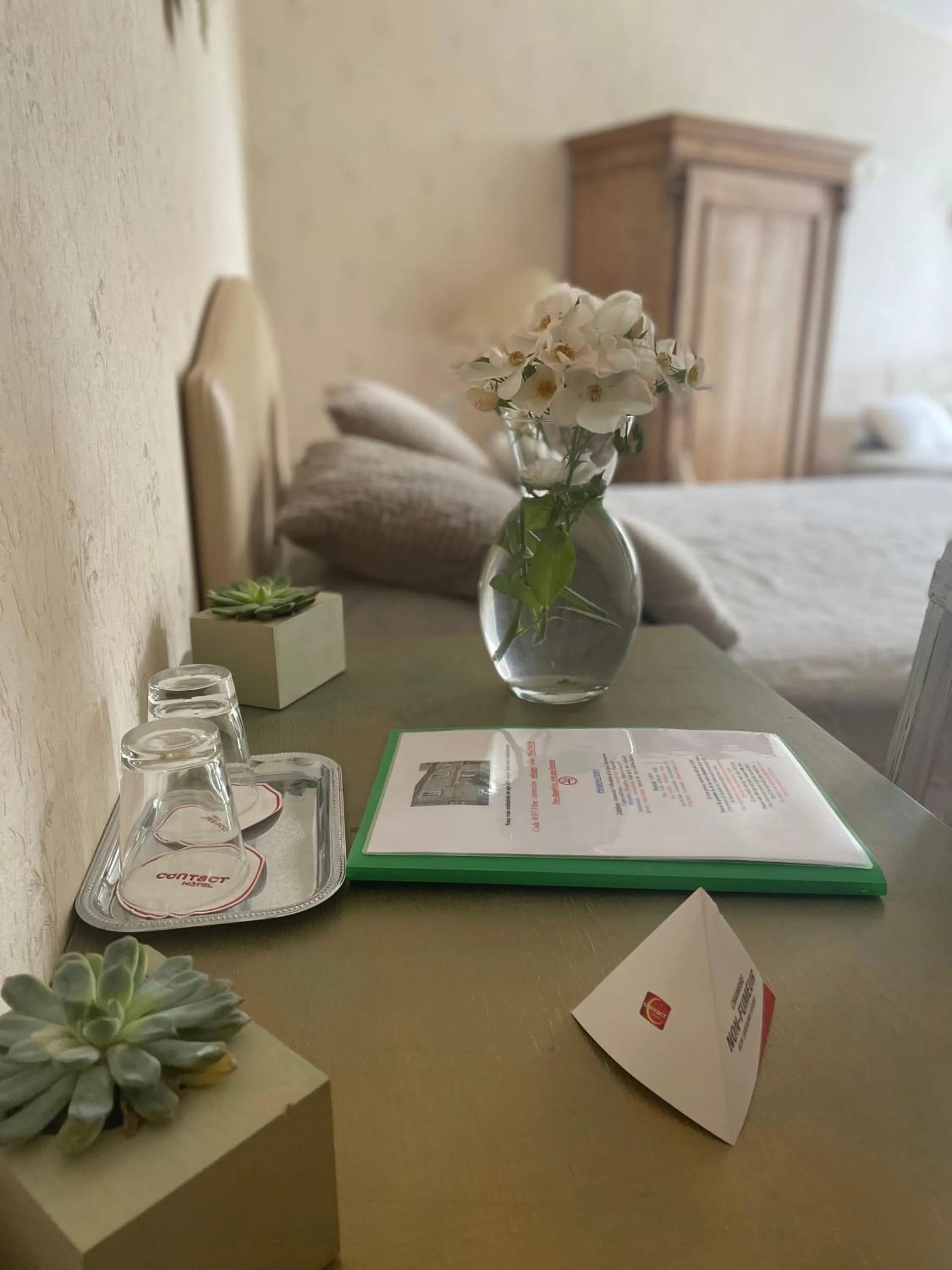 Bed in Hotel de la Sologne