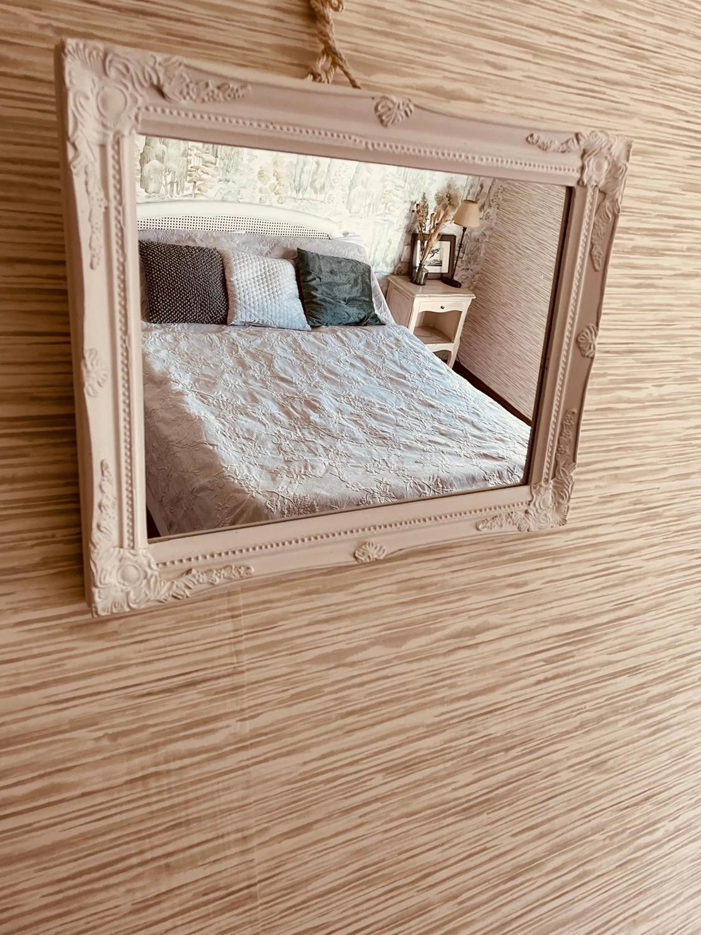 Bed in Hotel de la Sologne