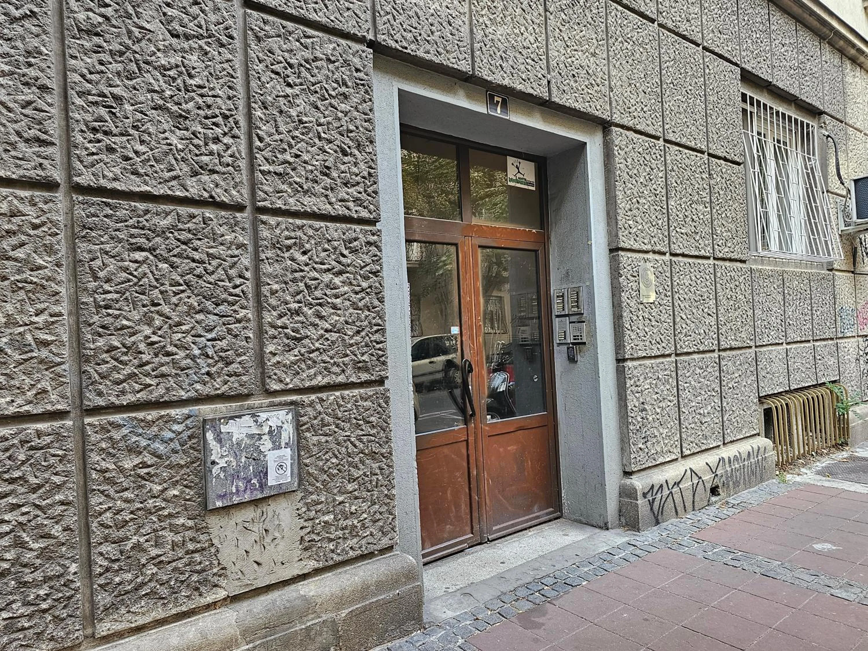 Facade/entrance in The Traveling Theater