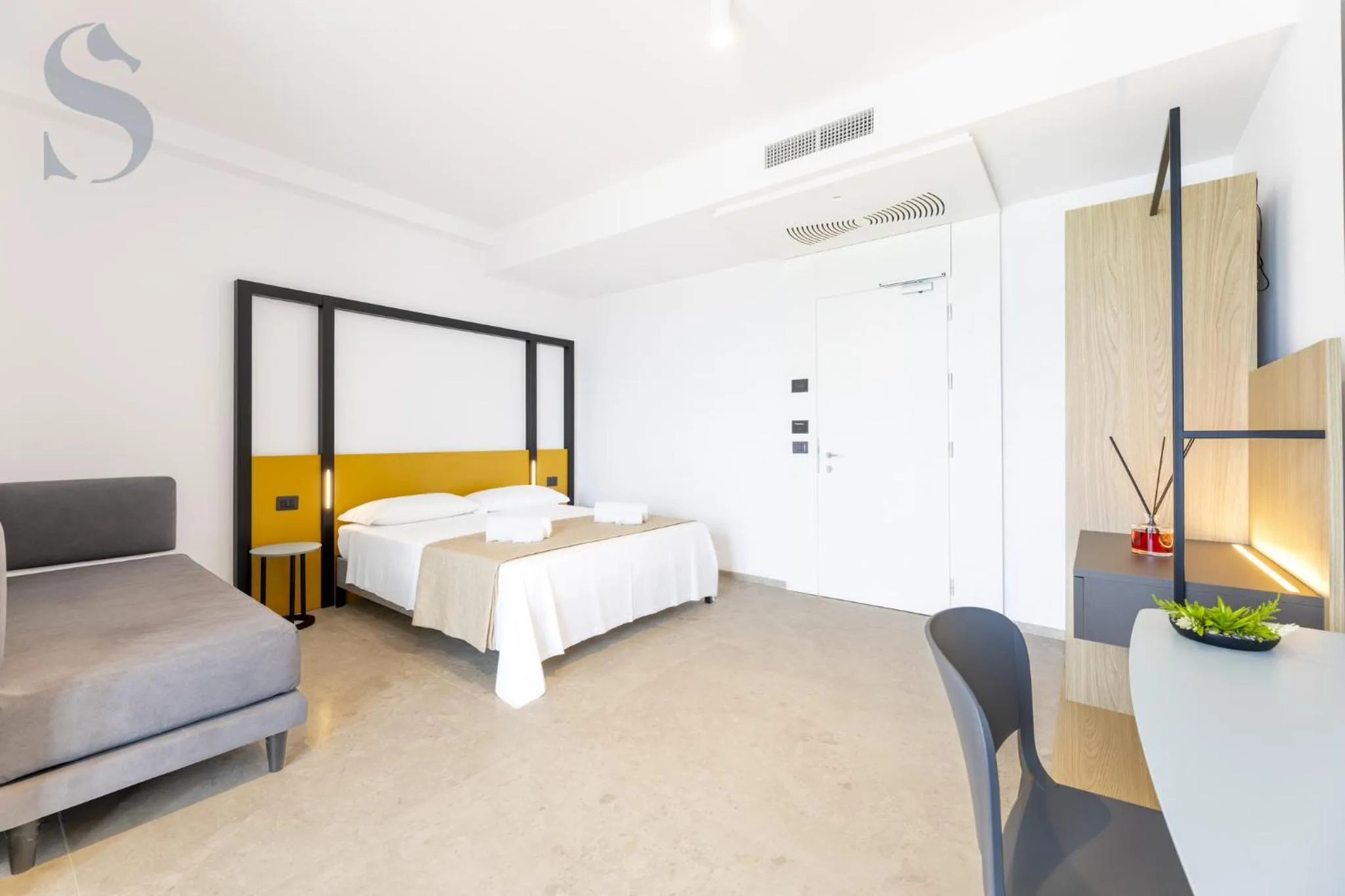 Bedroom, Bed in Sud Hotel Pulsano