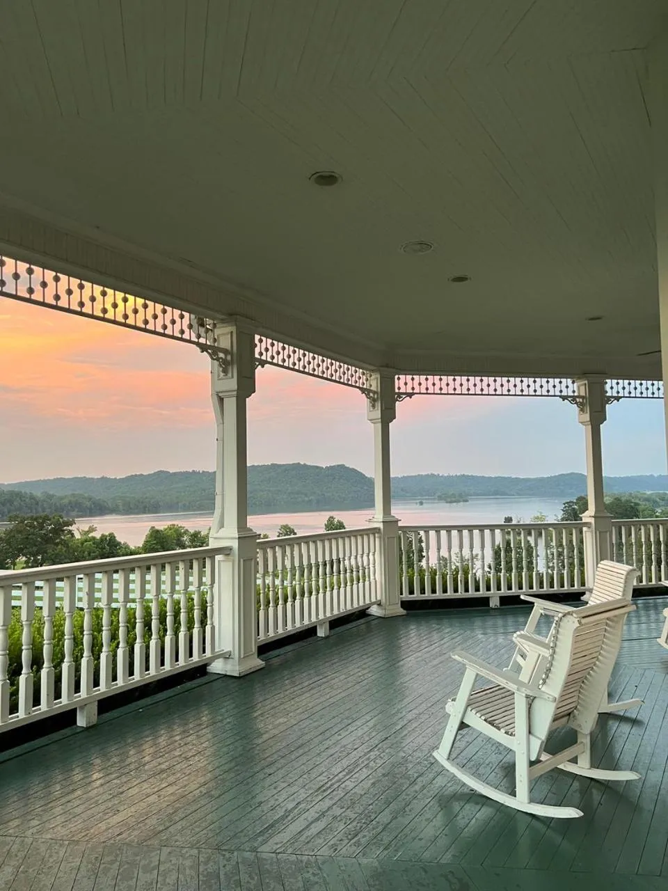 Patio in Whitestone Inn