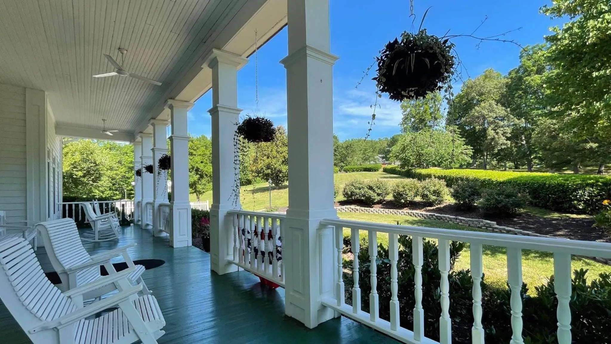 Patio in Whitestone Inn