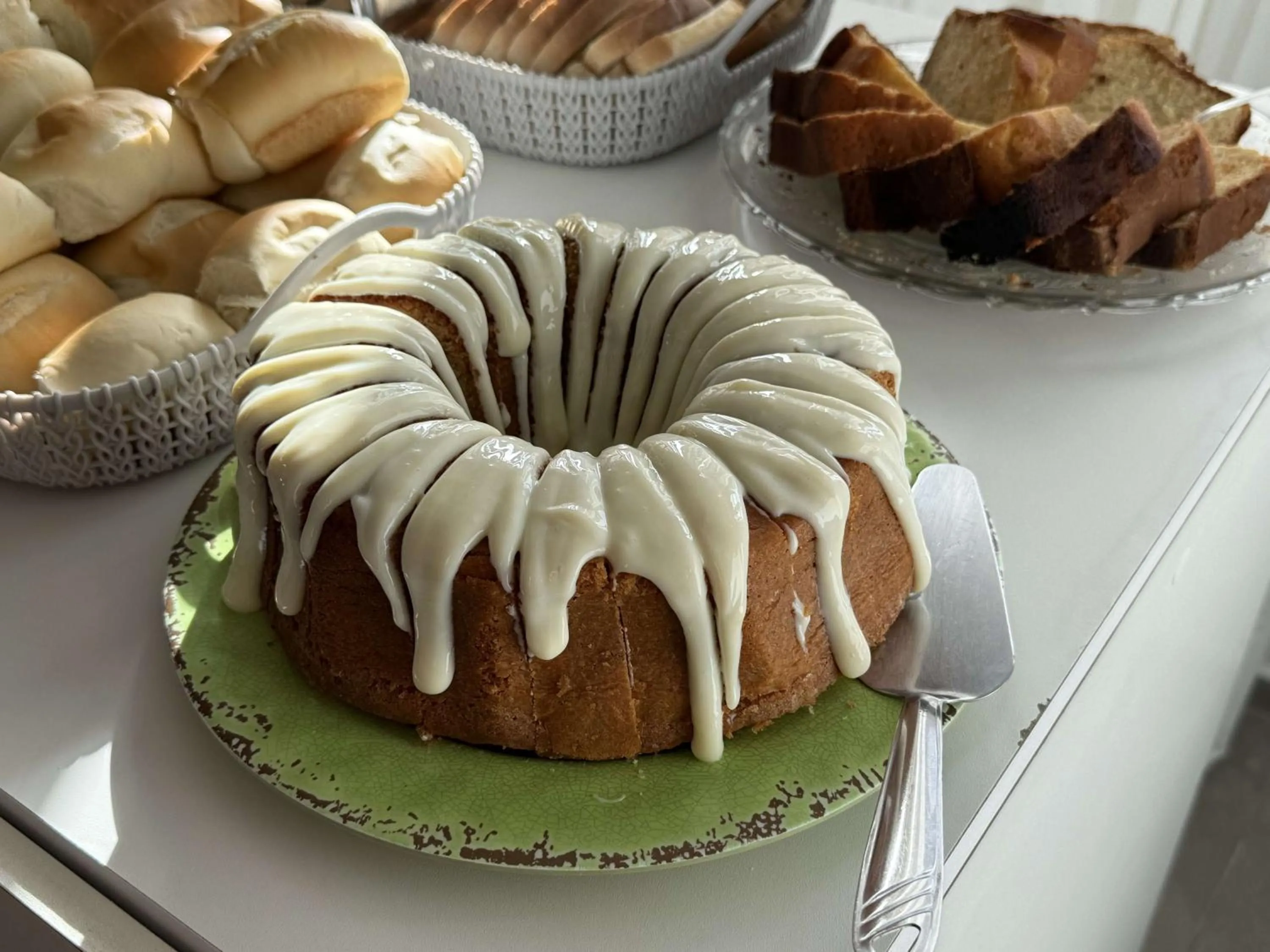 Breakfast in Porto Vila by AFT