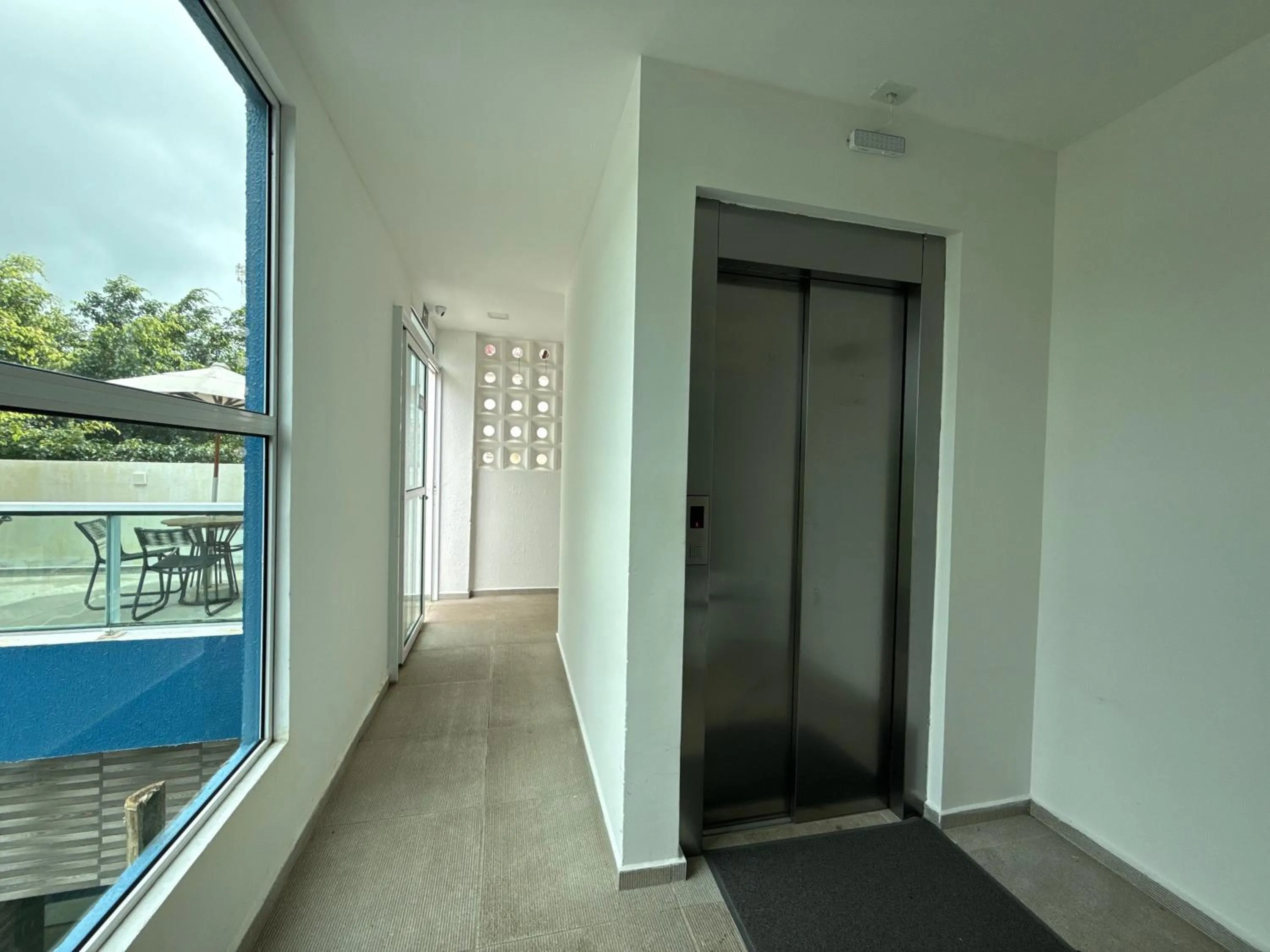 elevator in Porto Vila by AFT