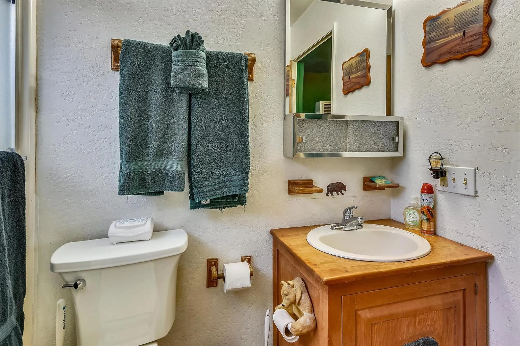 Property building in Only 7 Miles To Heavenly, Huge Deck, Pets Welcome