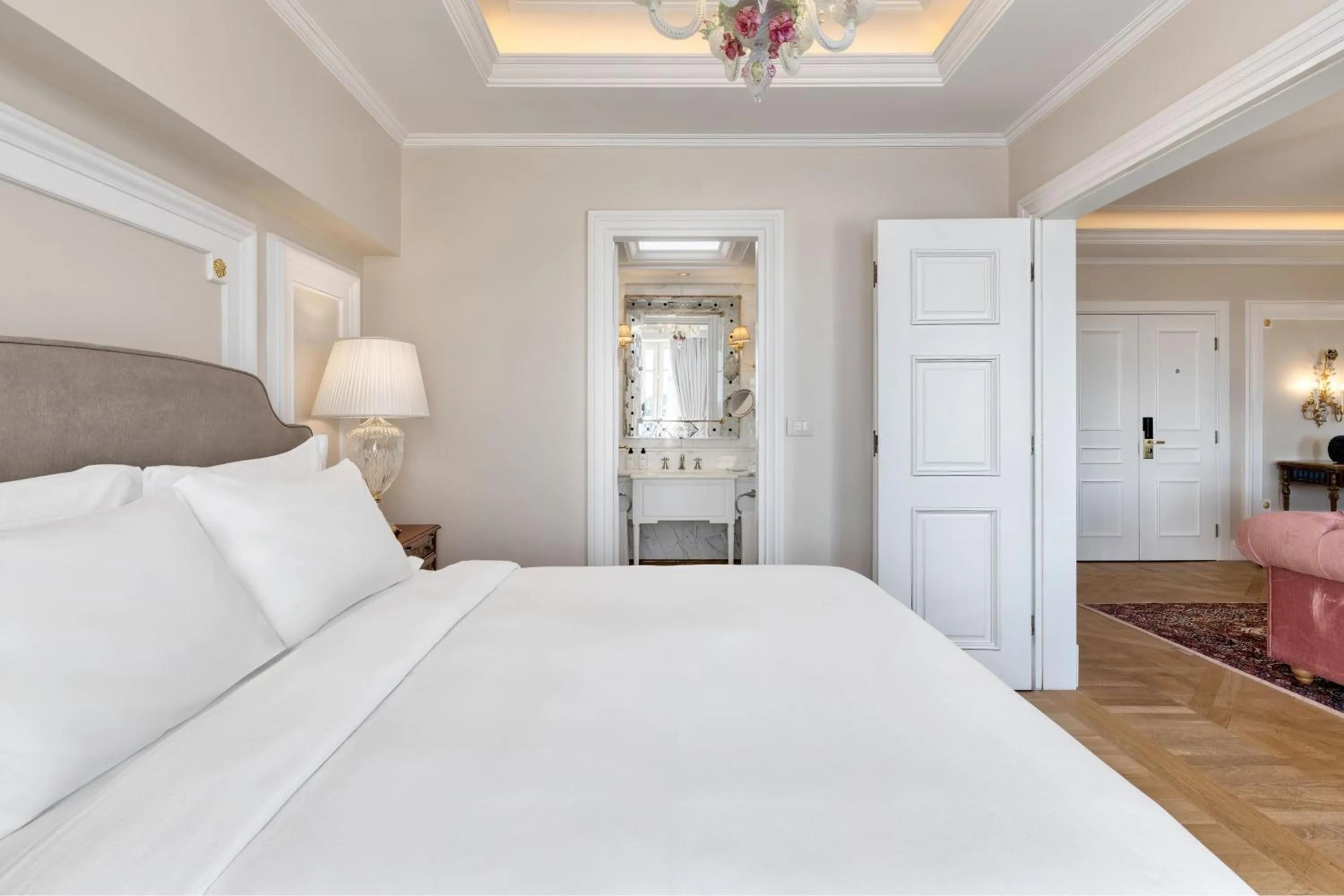 Bedroom, Bed in King George, a Luxury Collection Hotel, Athens