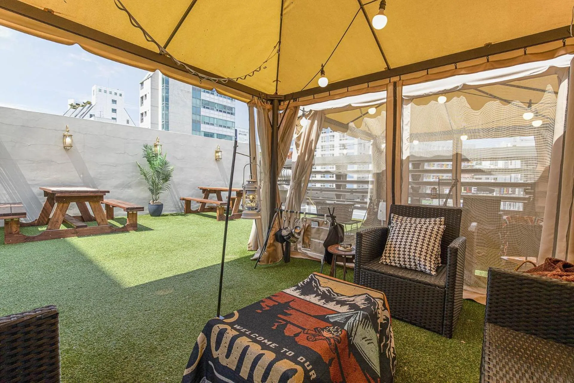 Patio in Hotel Ippda Gumdan