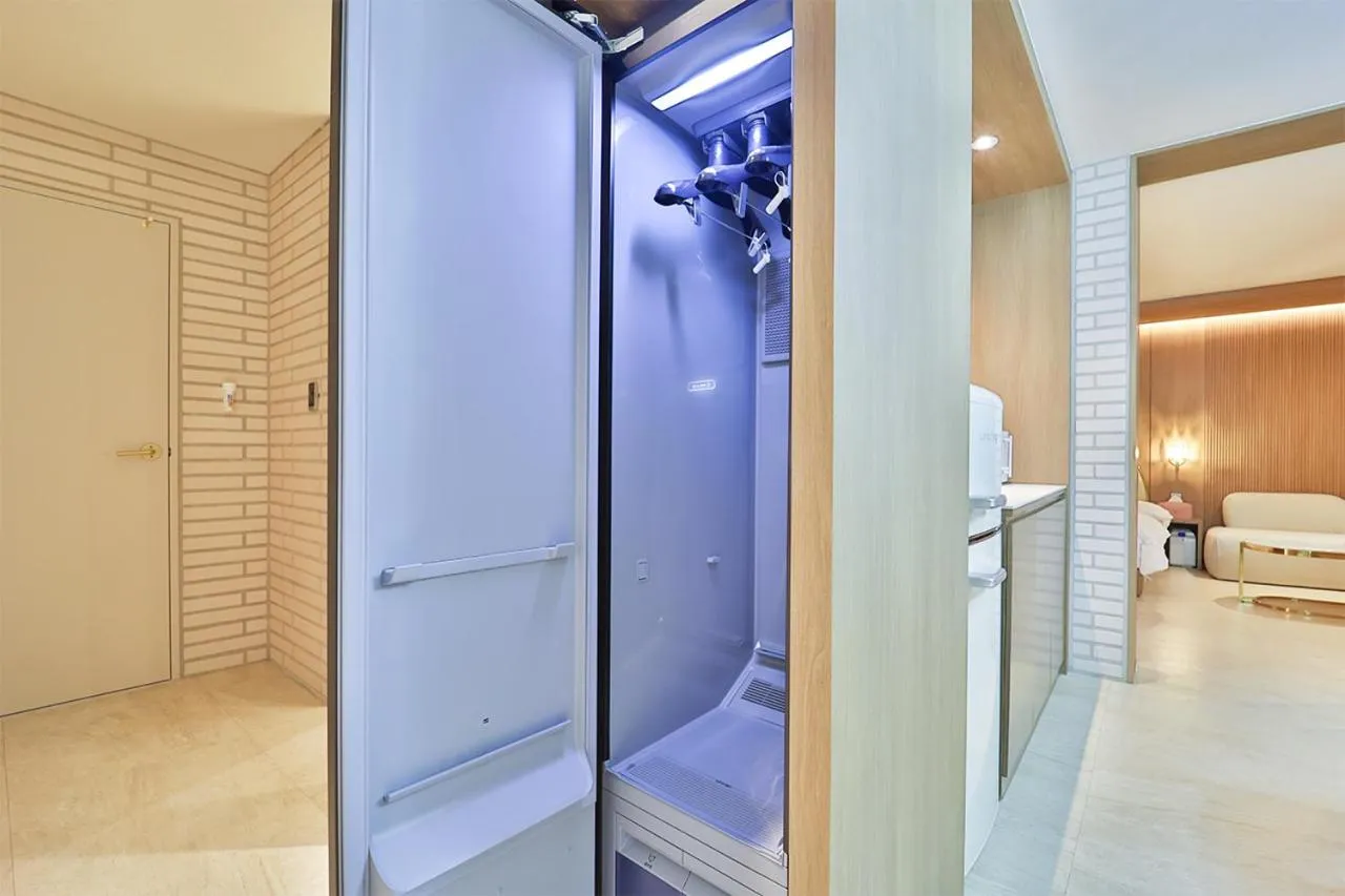 Photo of the whole room in Hotel Ippda Gumdan